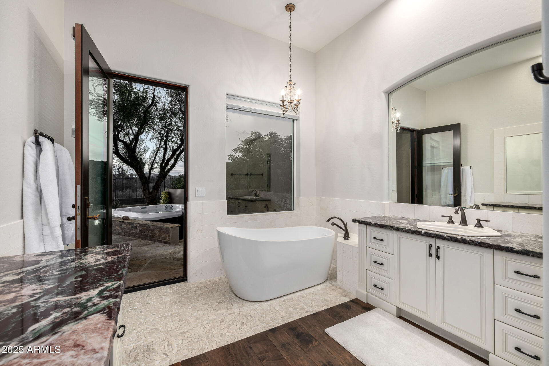 9290 E THOMPSON PEAK Parkway 231