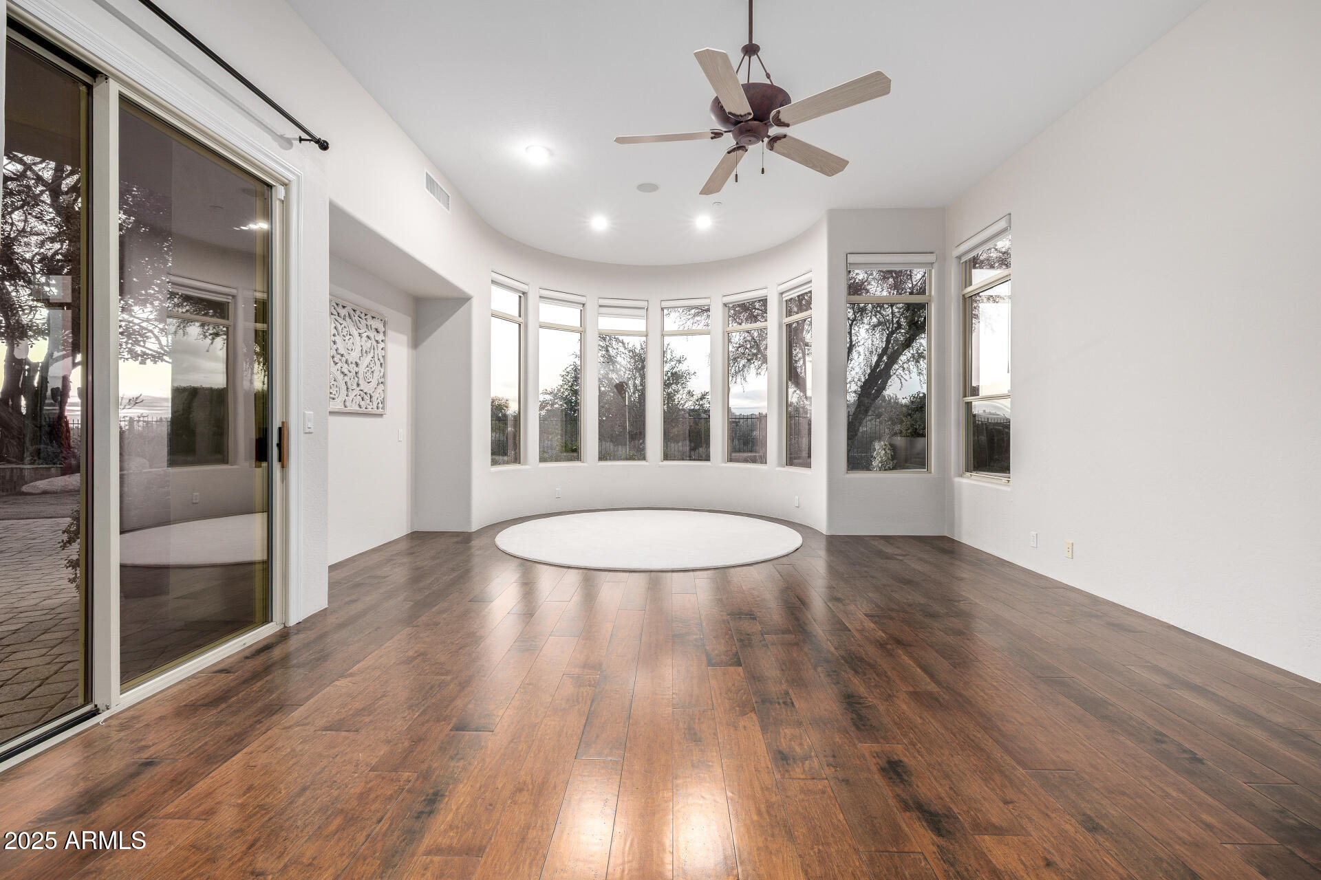 9290 E THOMPSON PEAK Parkway 231