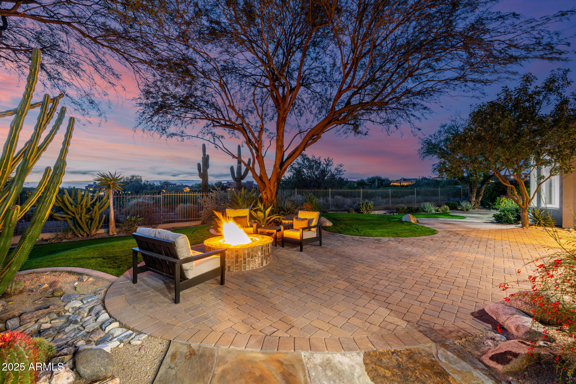 9290 E THOMPSON PEAK Parkway 231