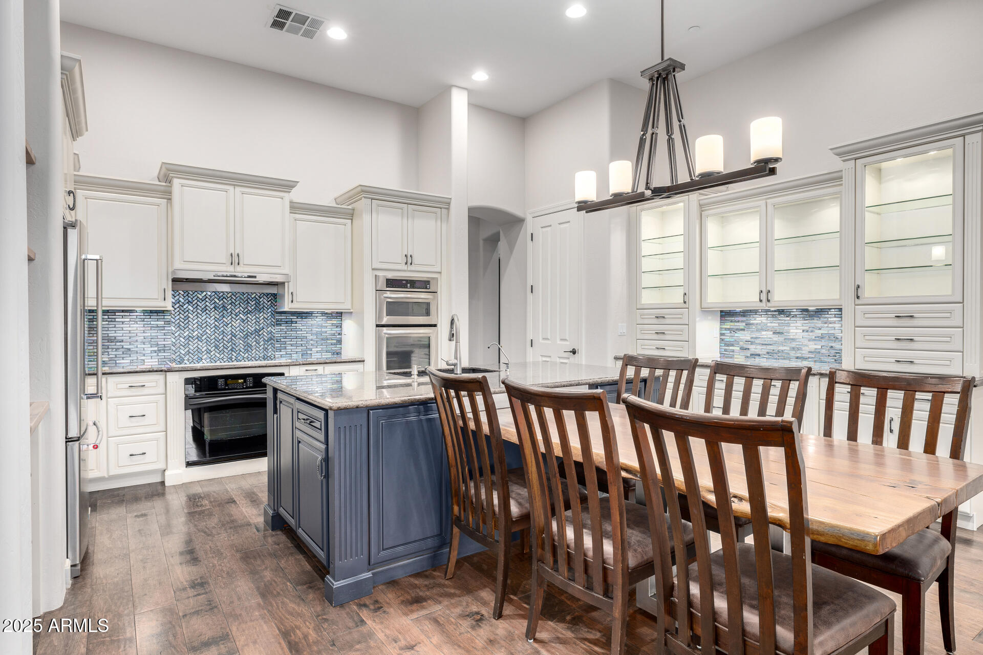 9290 E THOMPSON PEAK Parkway 231