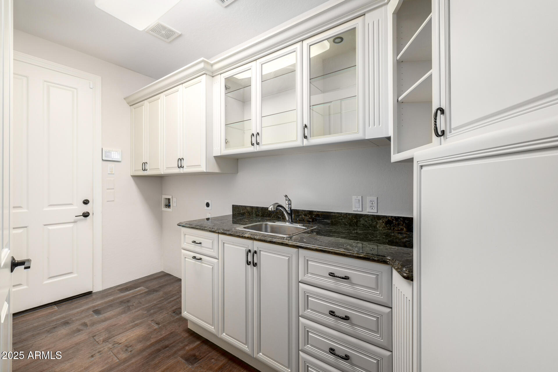 9290 E THOMPSON PEAK Parkway 231