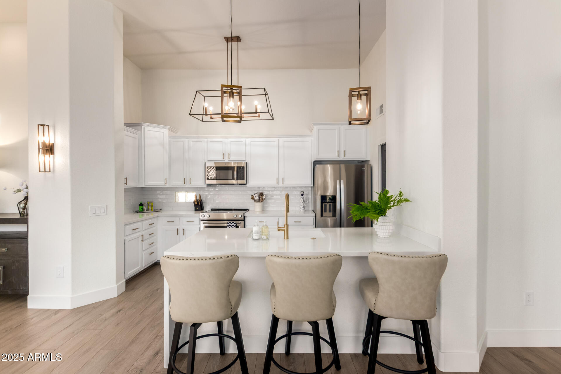 20801 N 90TH Place 253