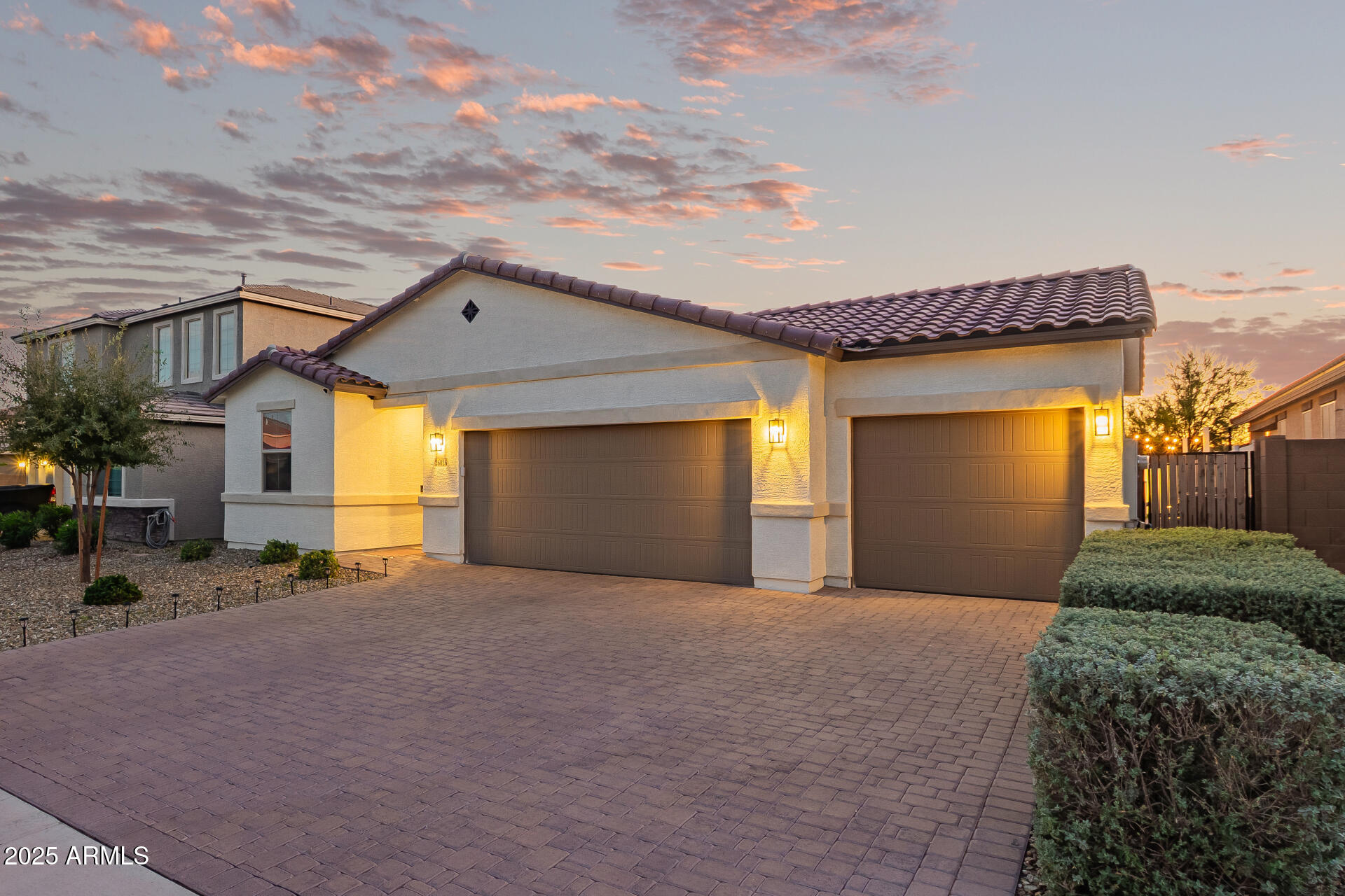 26026 N THORNHILL Drive