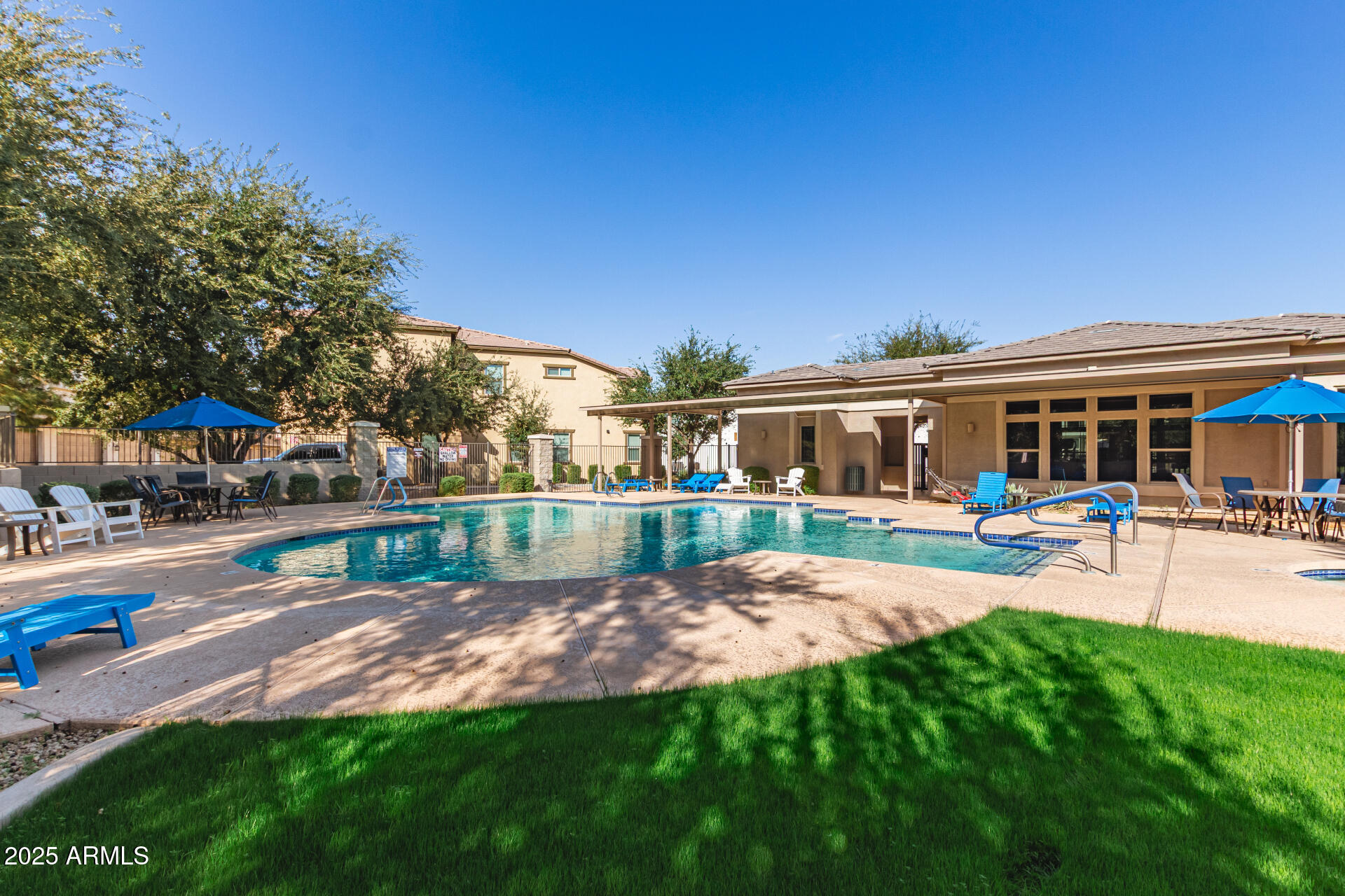 14870 W ENCANTO Boulevard 2078