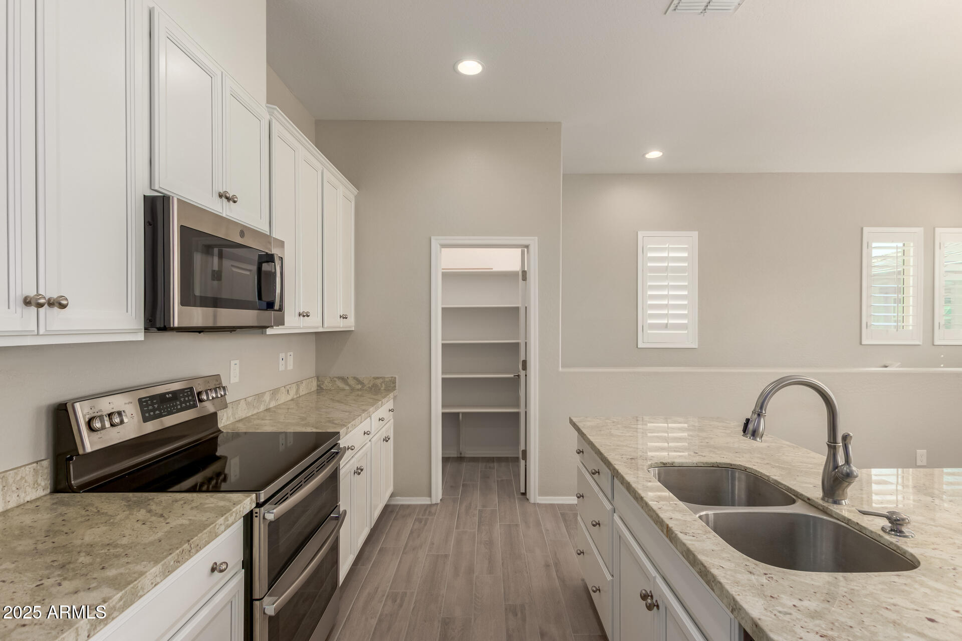 14870 W ENCANTO Boulevard 2078