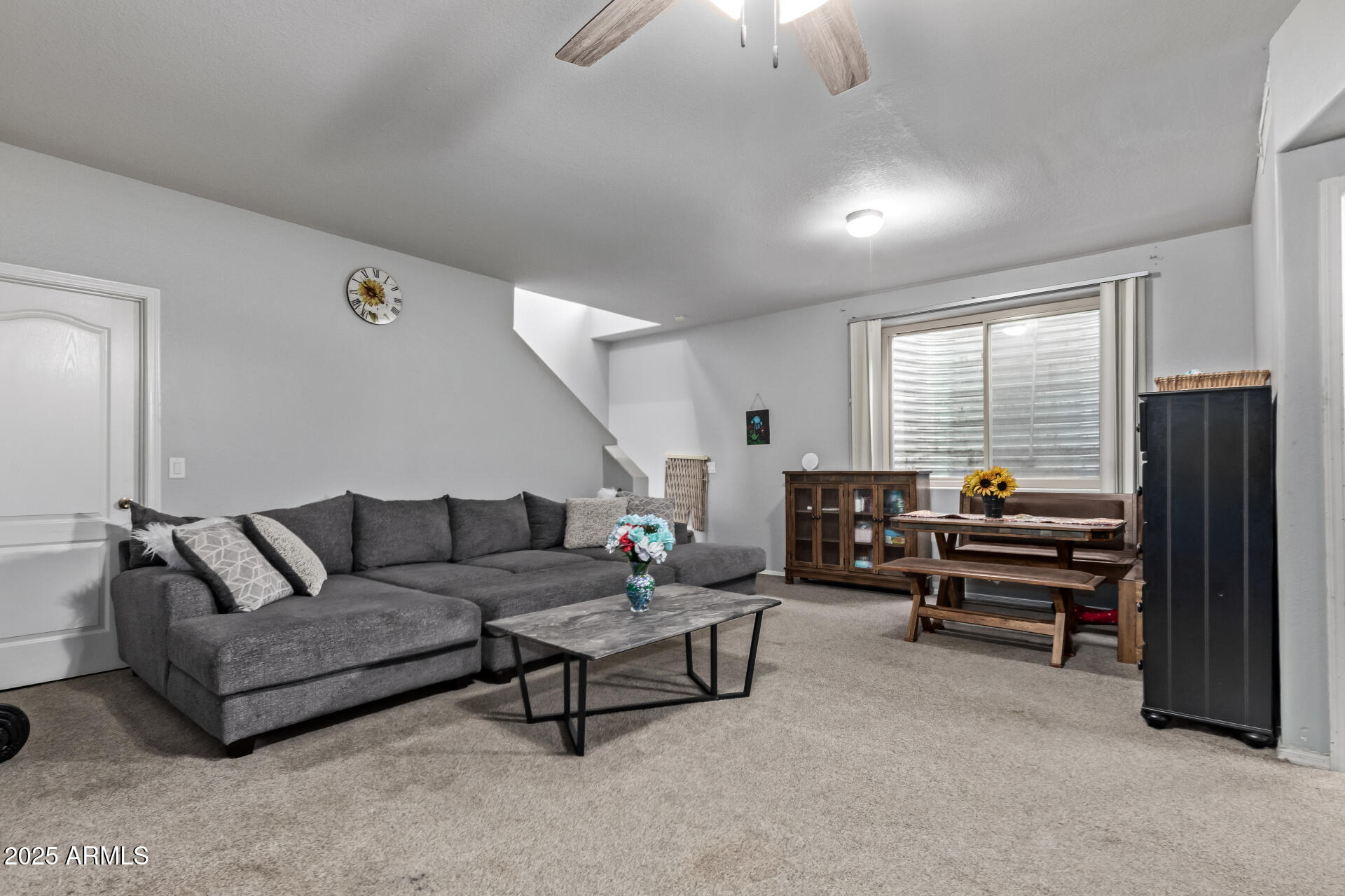 5512 E Holmes Avenue