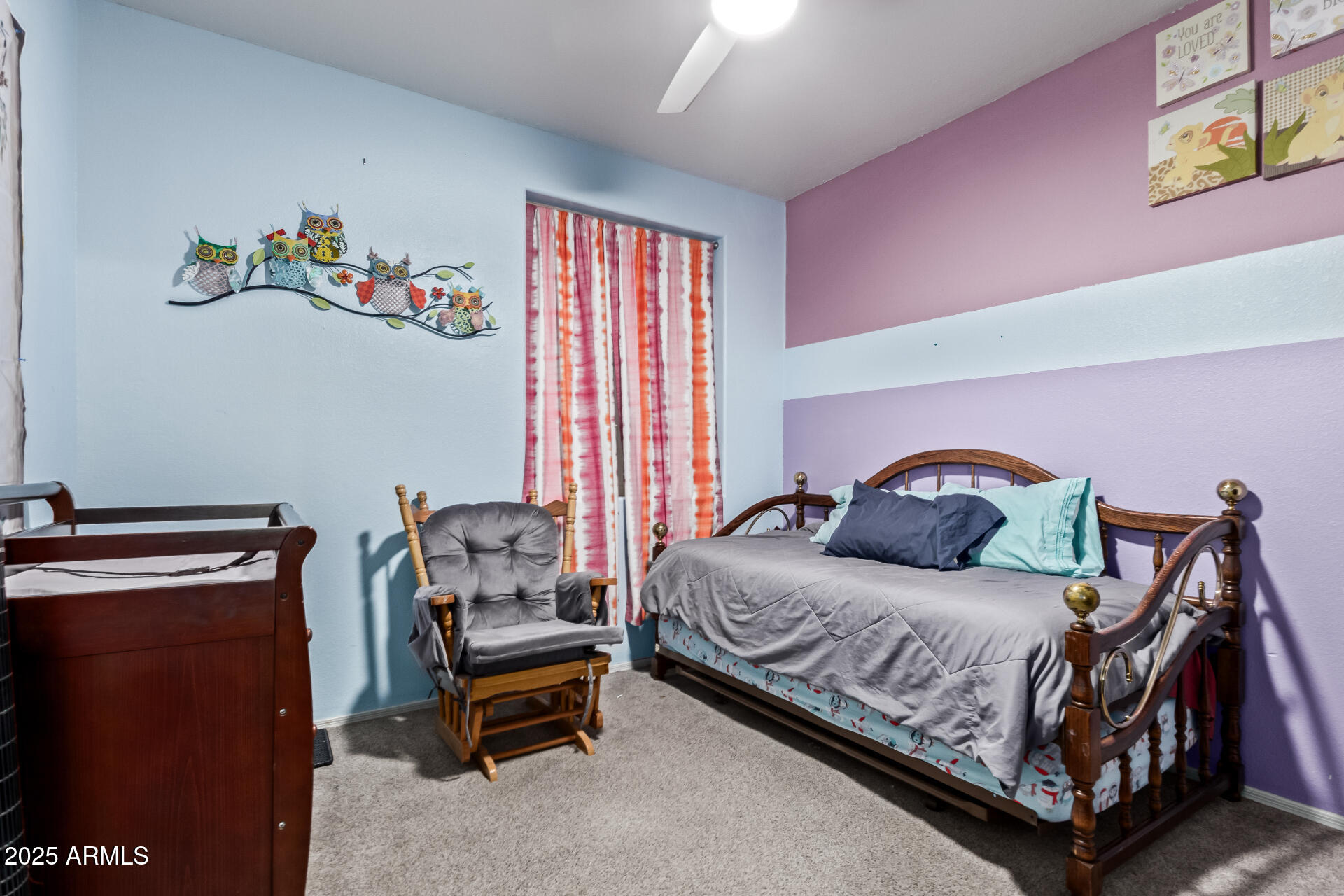 5512 E Holmes Avenue