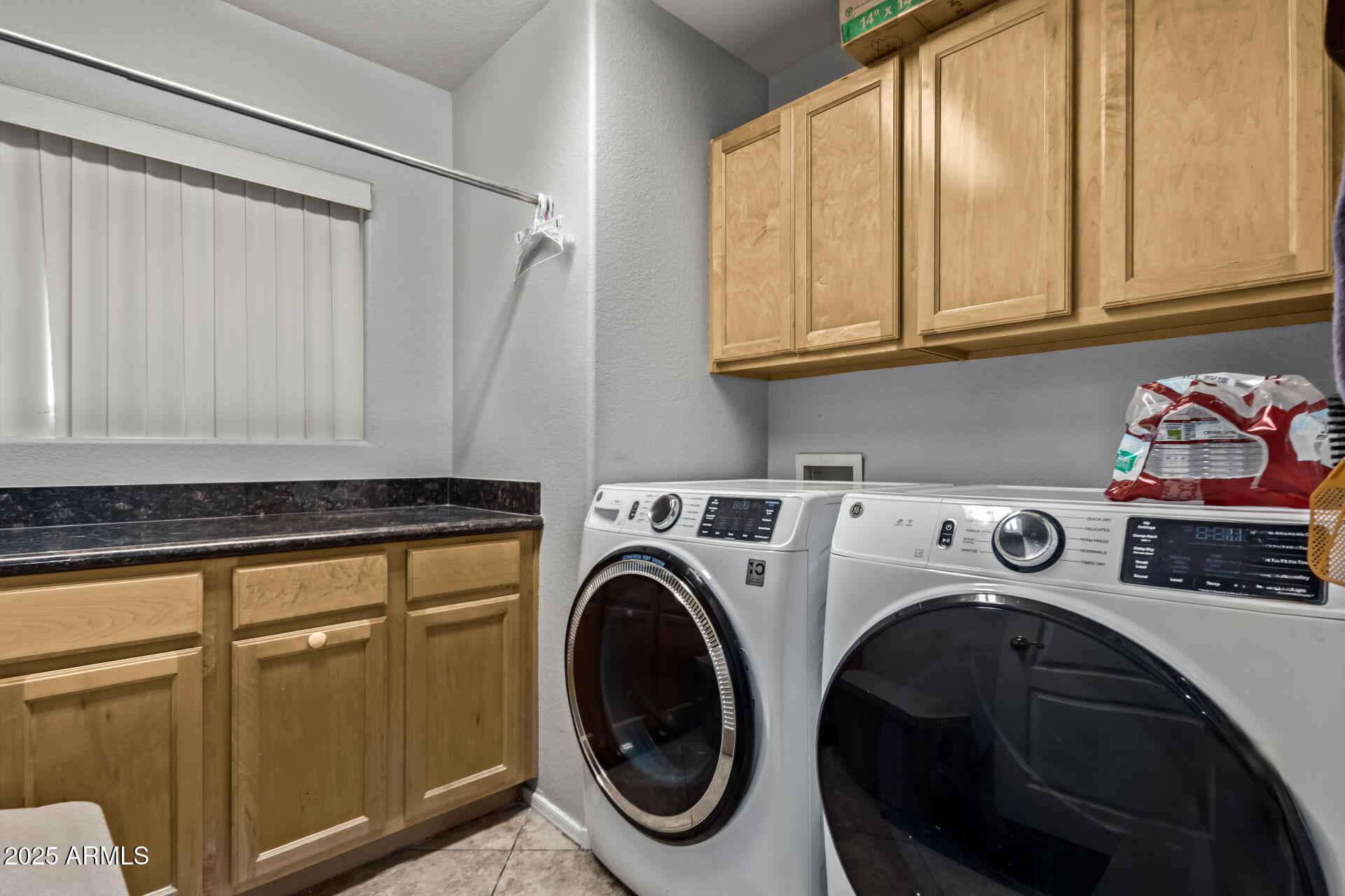 5512 E Holmes Avenue