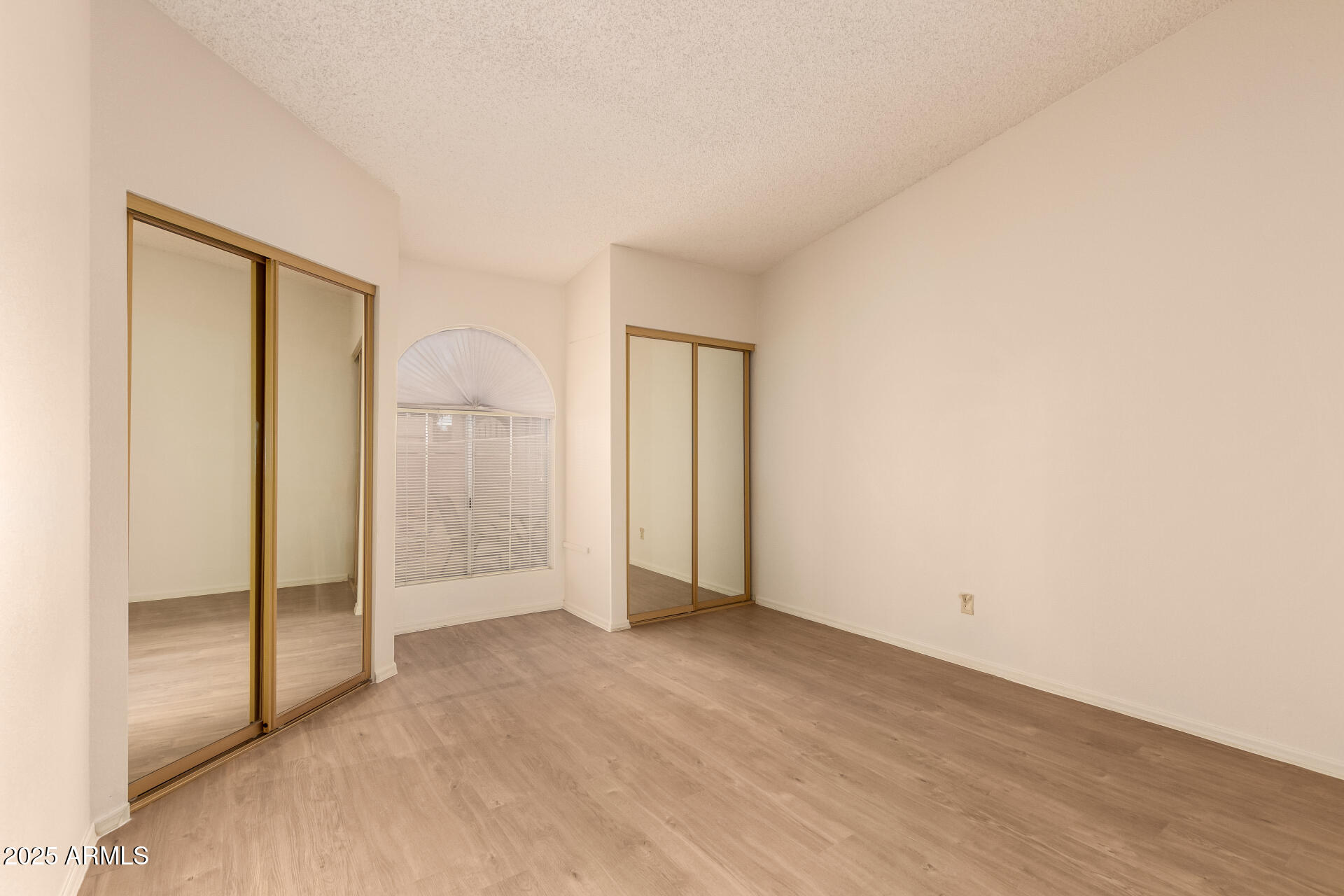 2059 E BROWN Road 30