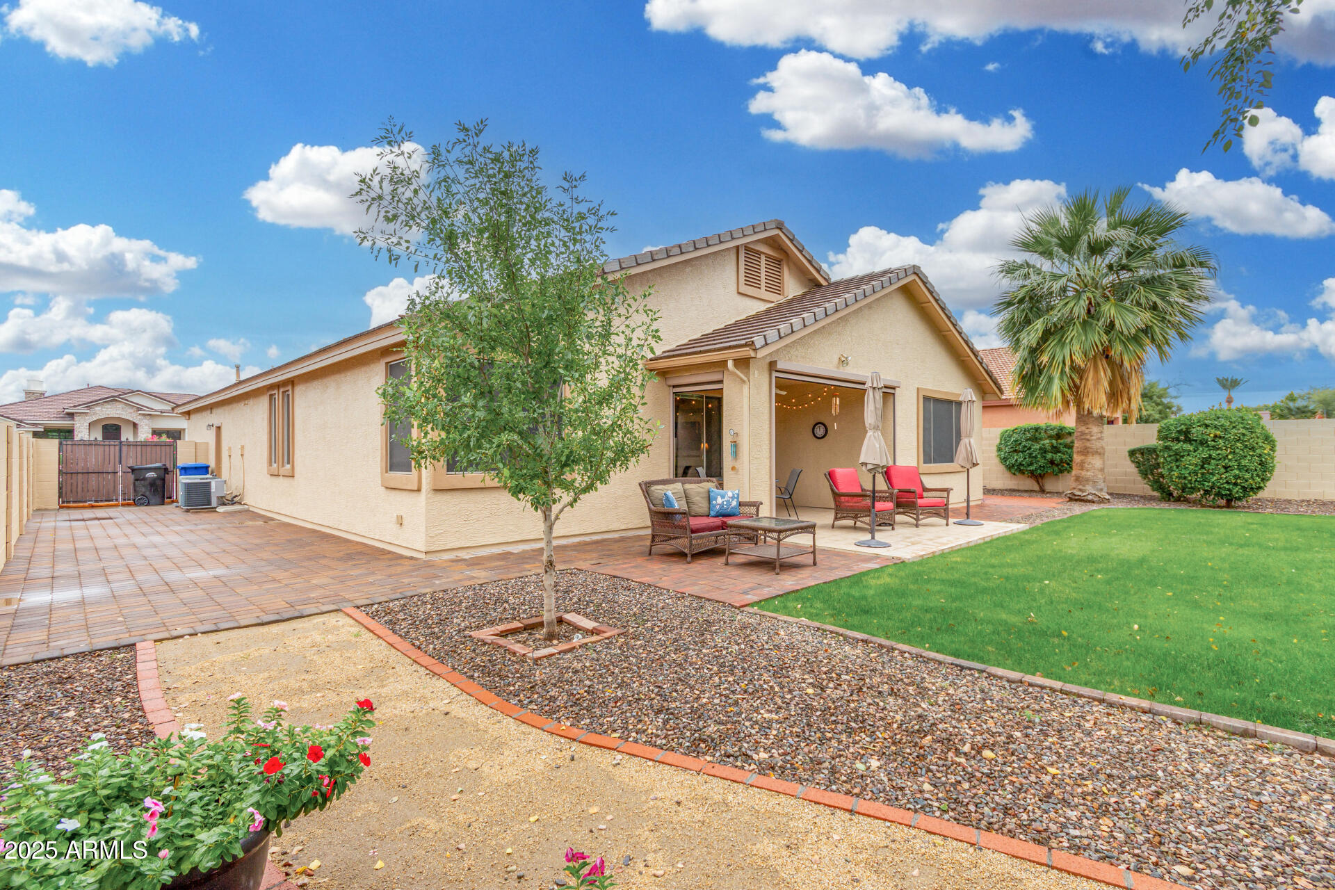 6219 E MALLORY Street