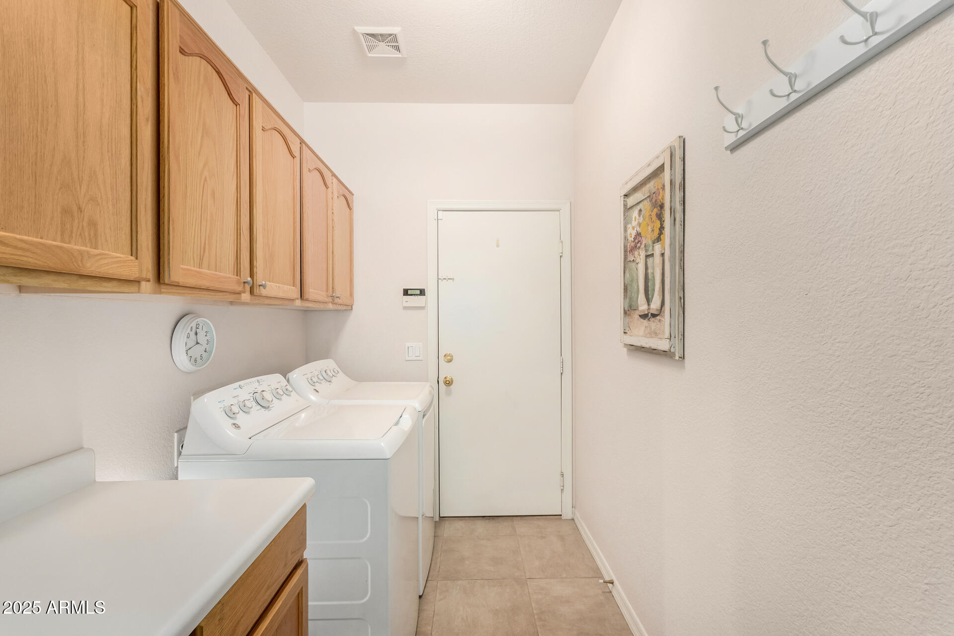 6219 E MALLORY Street