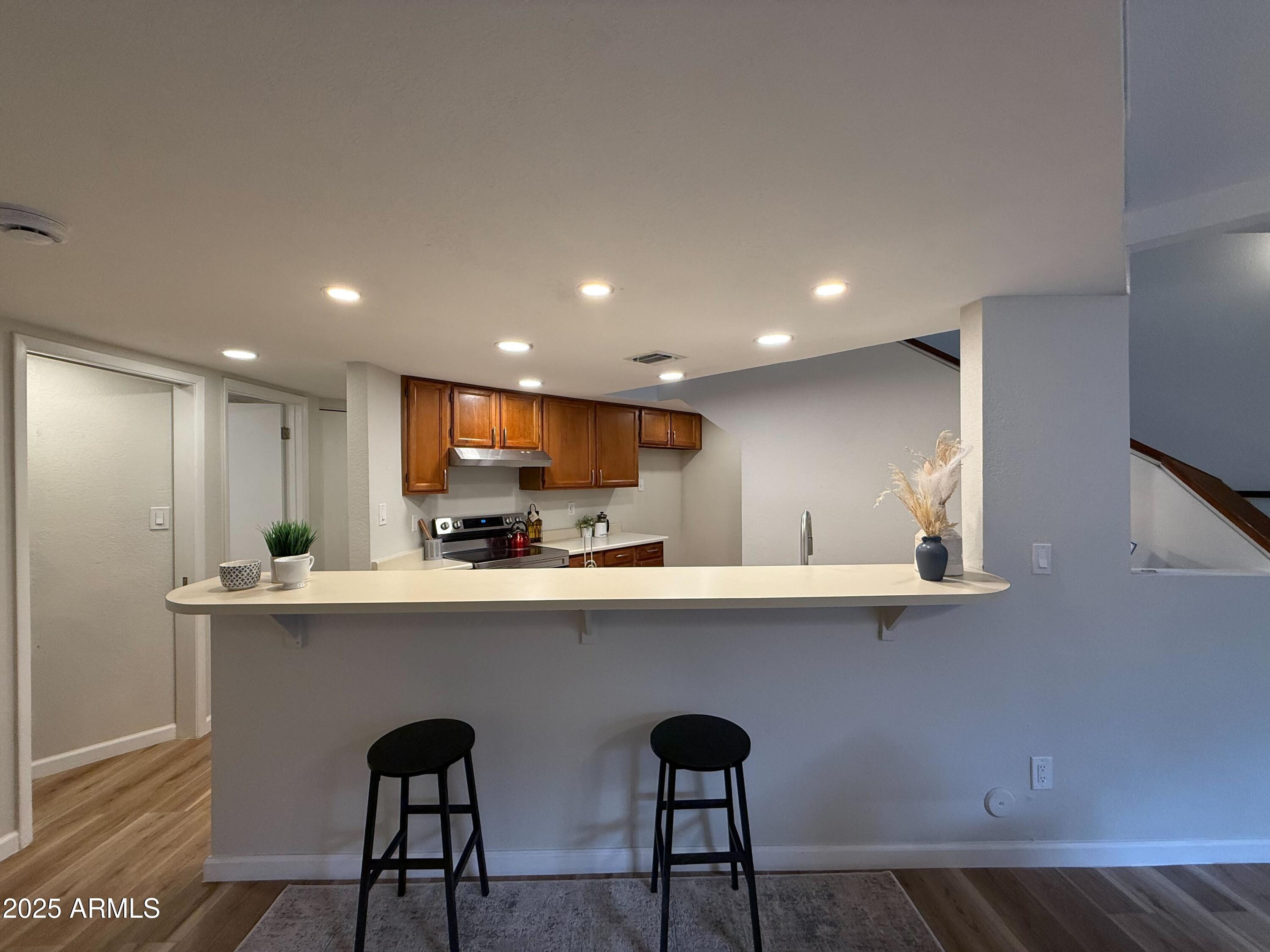 3228 W GLENDALE Avenue 103