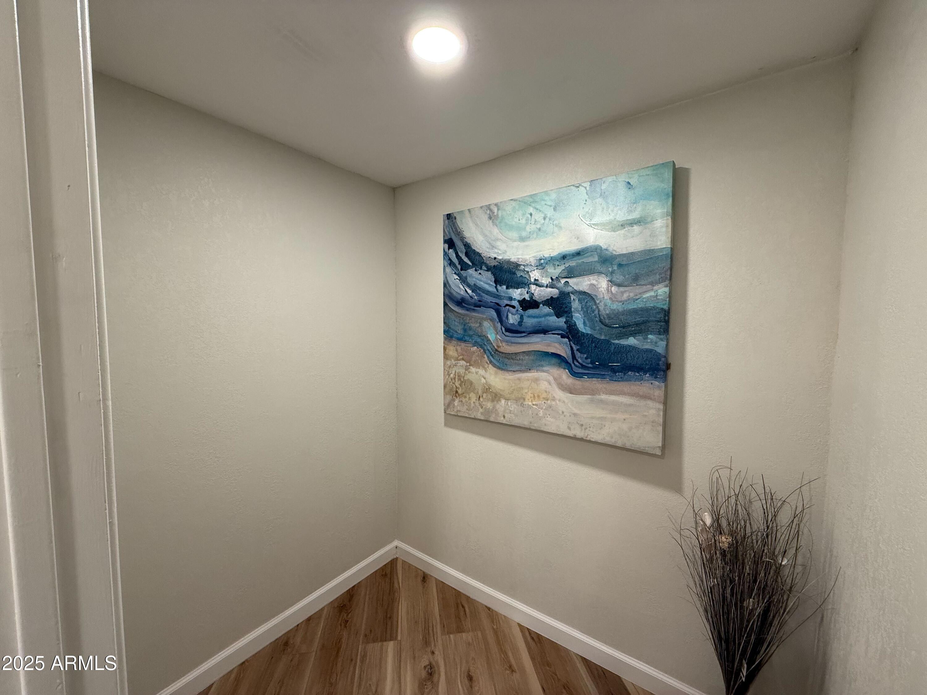 3228 W GLENDALE Avenue 103