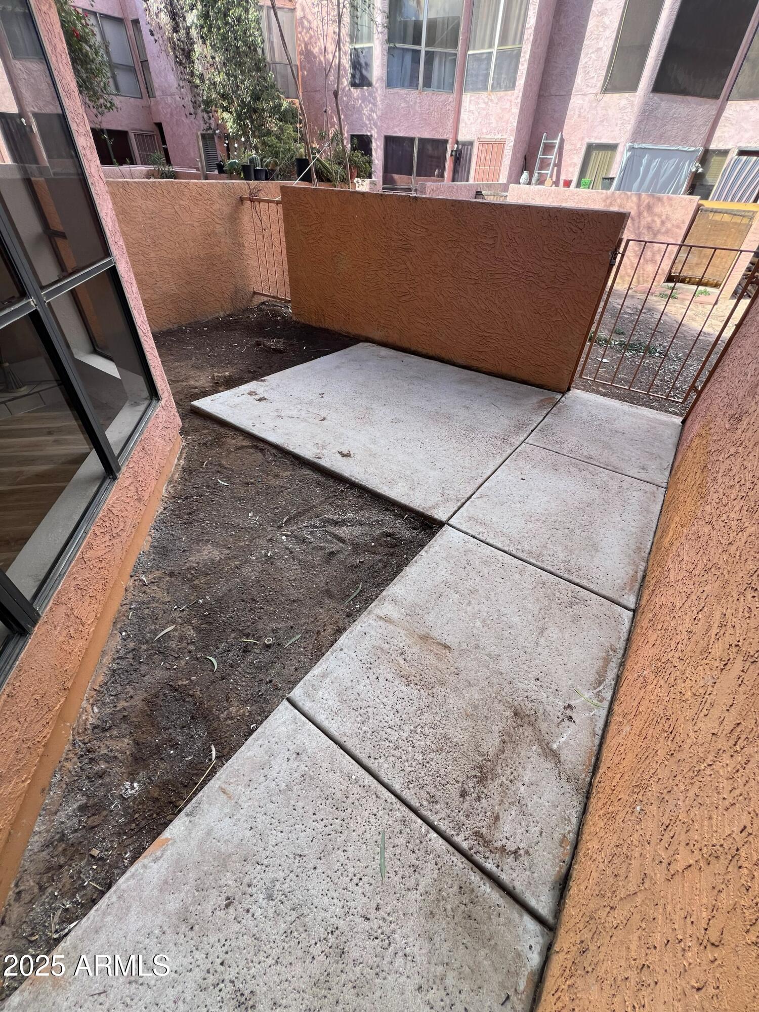 3228 W GLENDALE Avenue 103