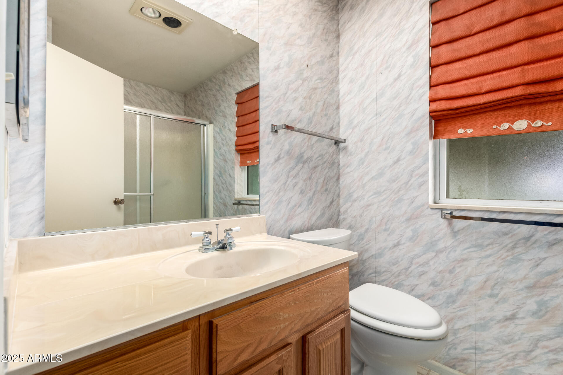 10764 W CINNEBAR Avenue