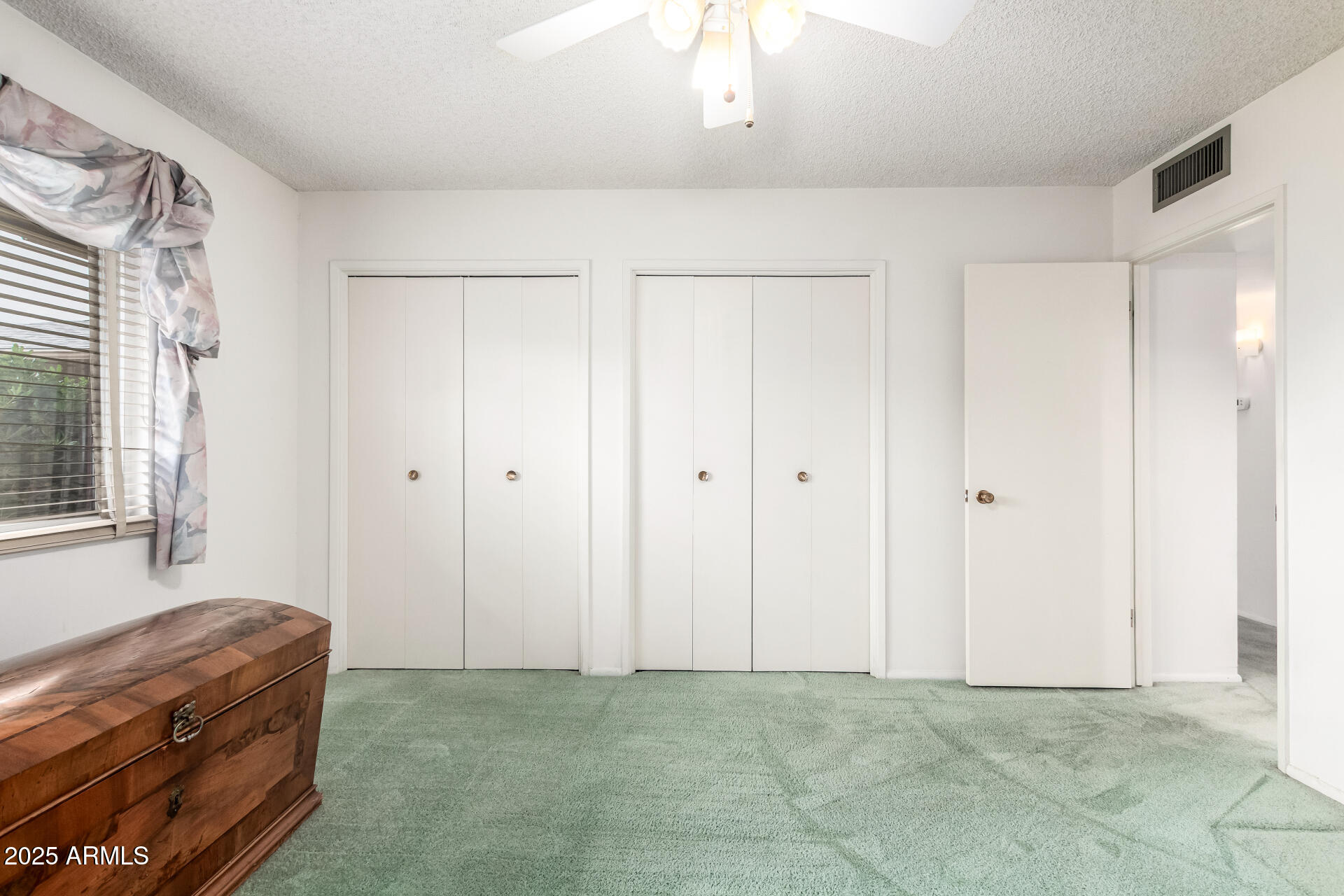 10764 W CINNEBAR Avenue