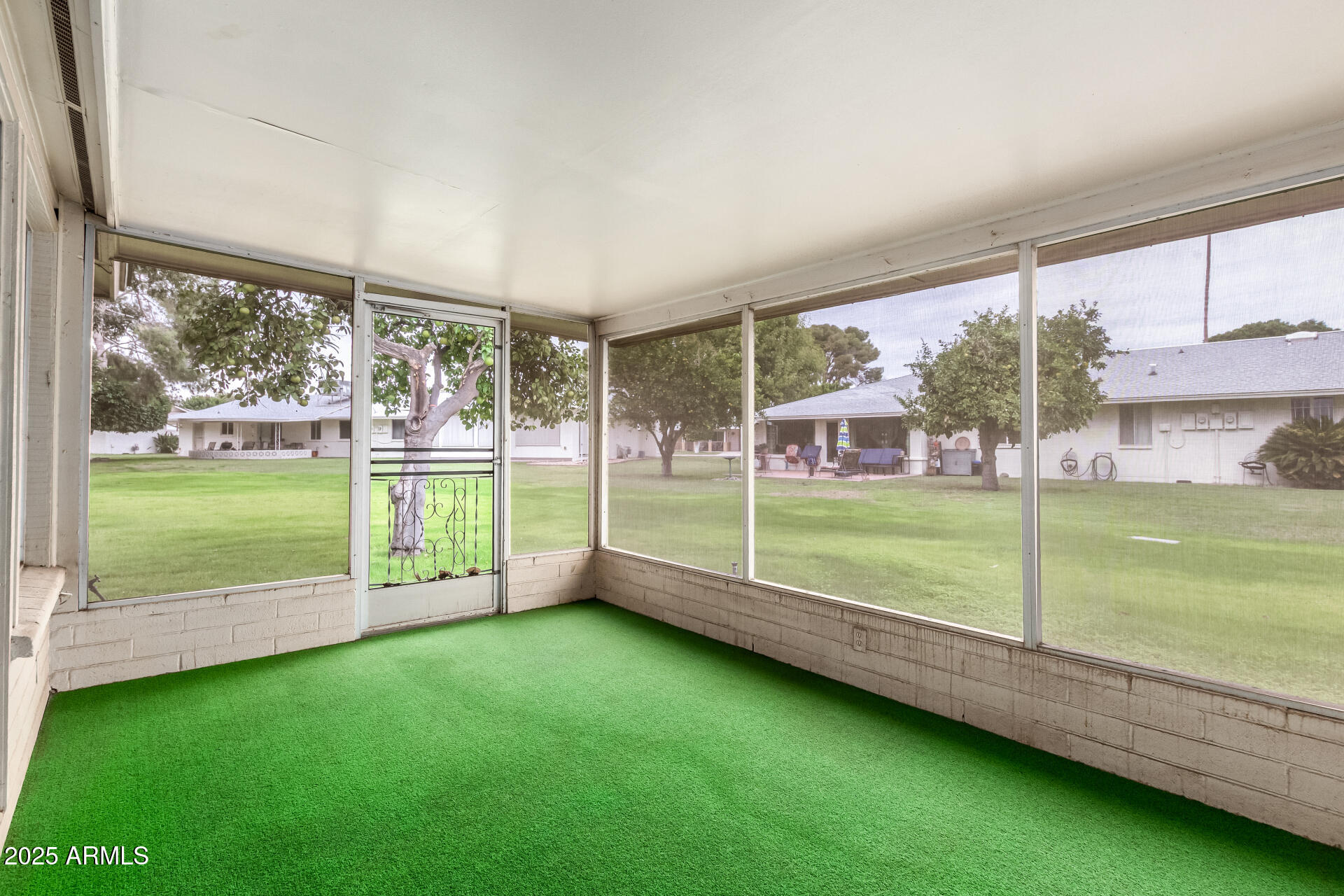 10764 W CINNEBAR Avenue