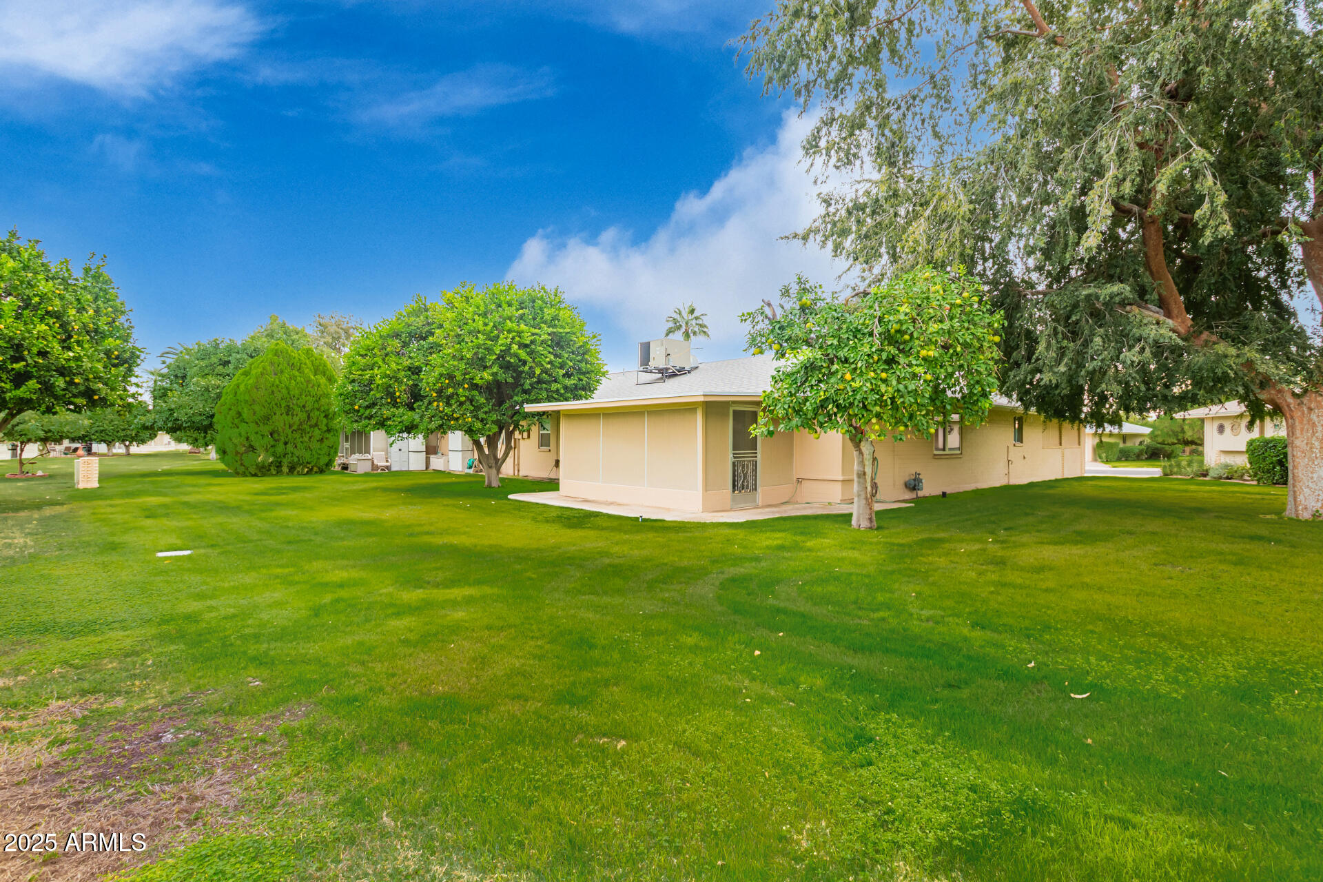 10764 W CINNEBAR Avenue