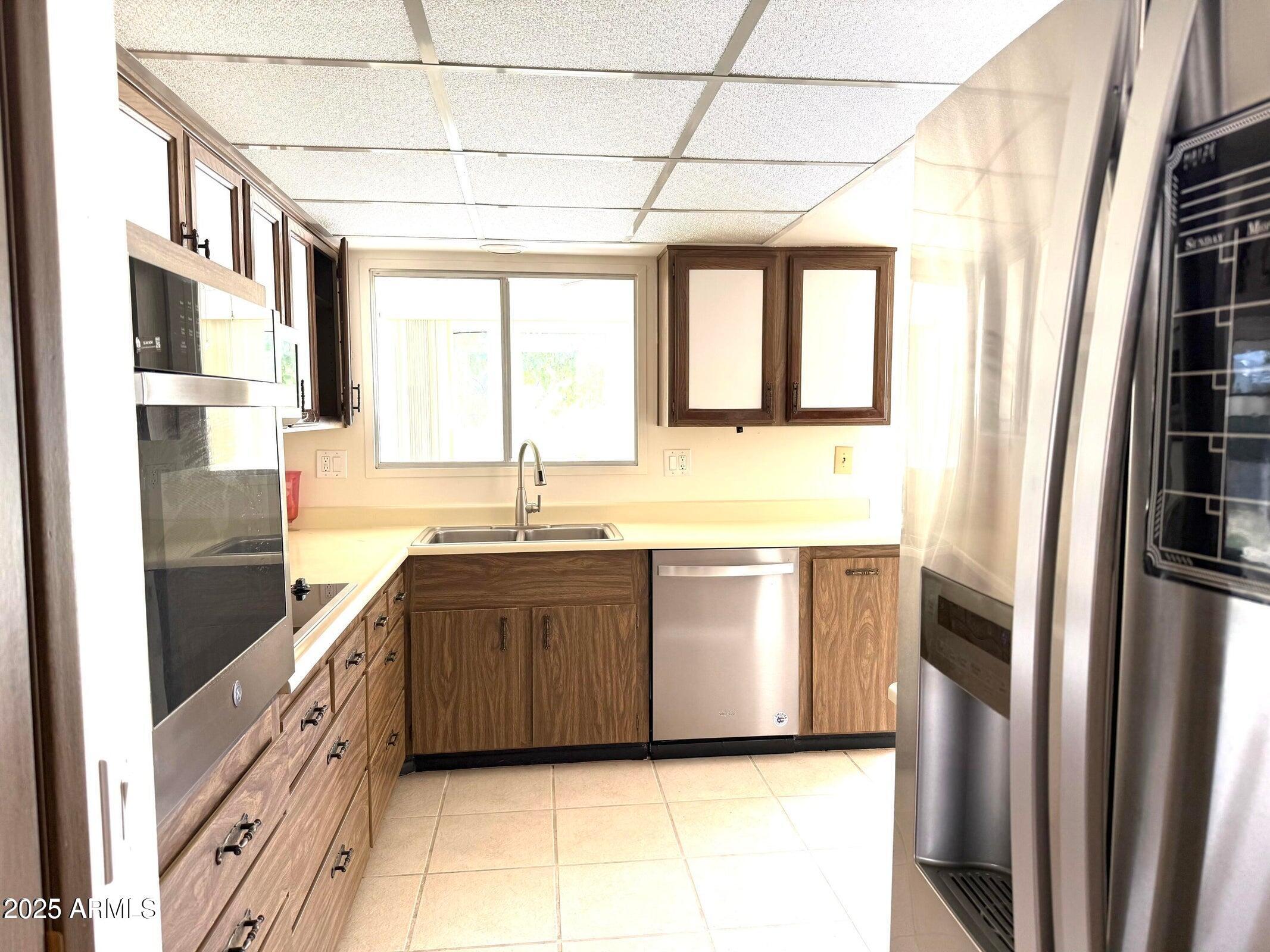 12939 W PROSPECT Drive