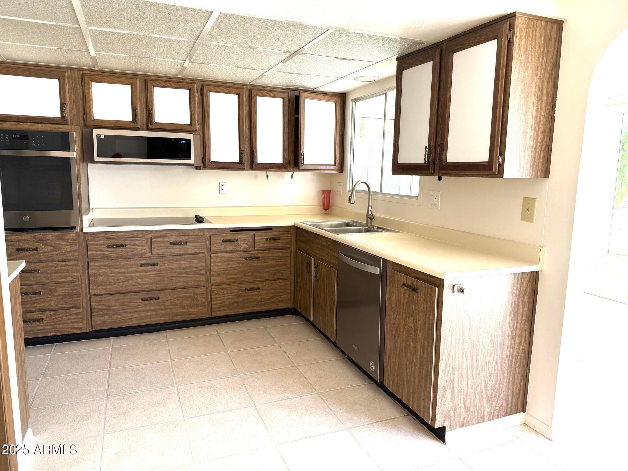 12939 W PROSPECT Drive