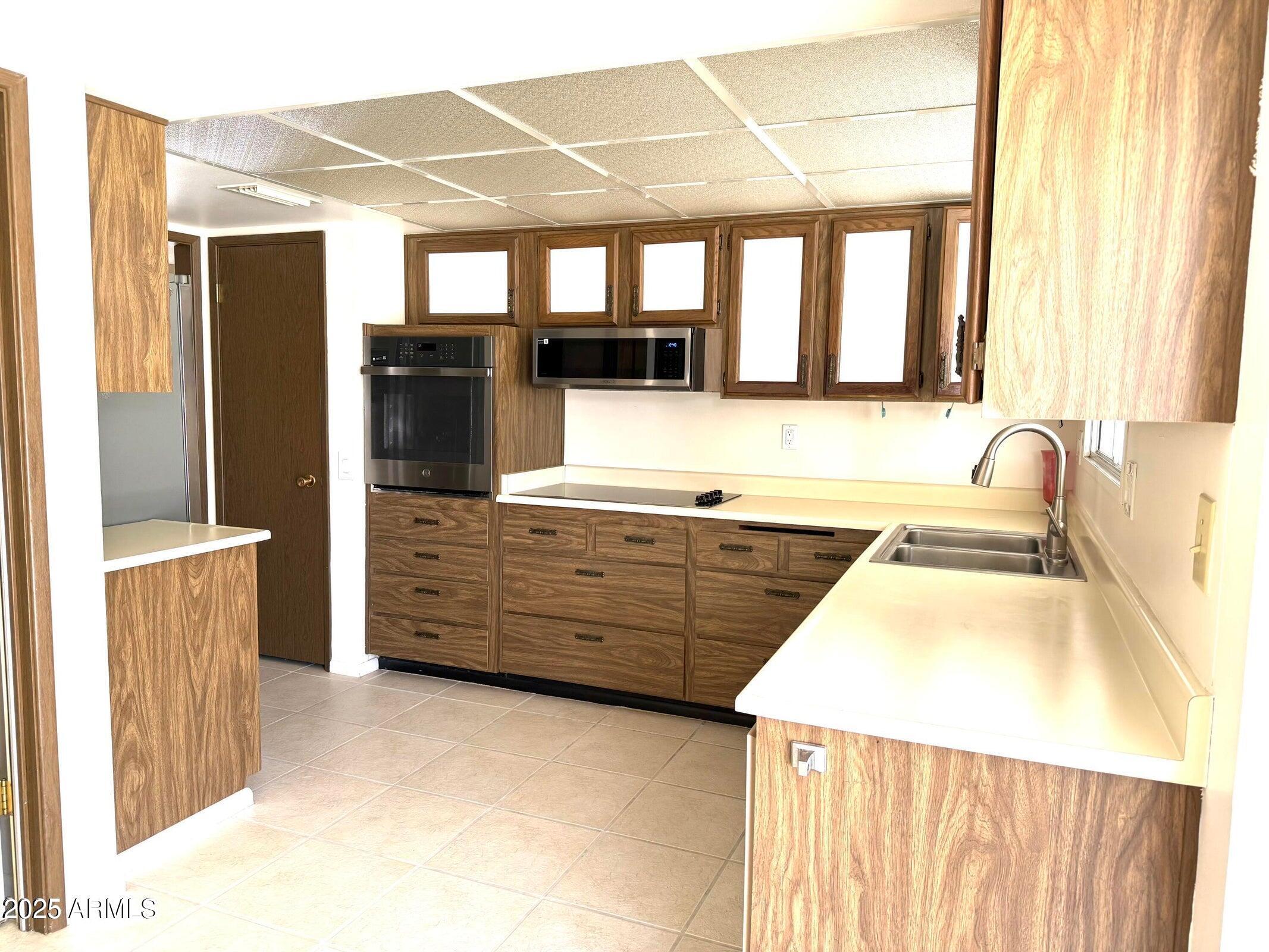 12939 W PROSPECT Drive