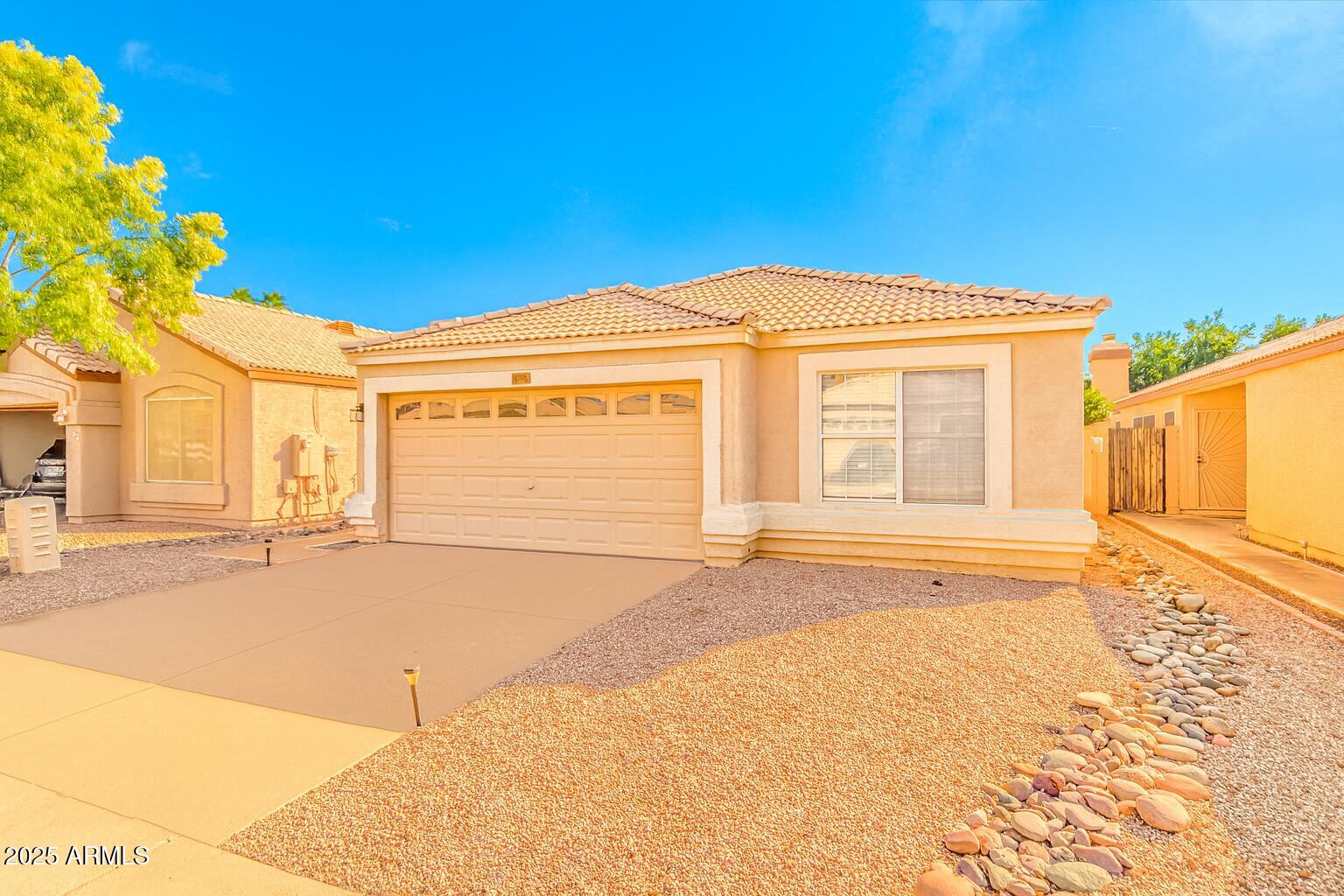 4741 E CHARLESTON Avenue