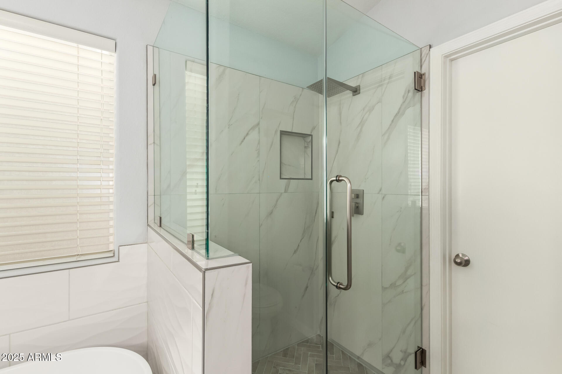 4741 E CHARLESTON Avenue