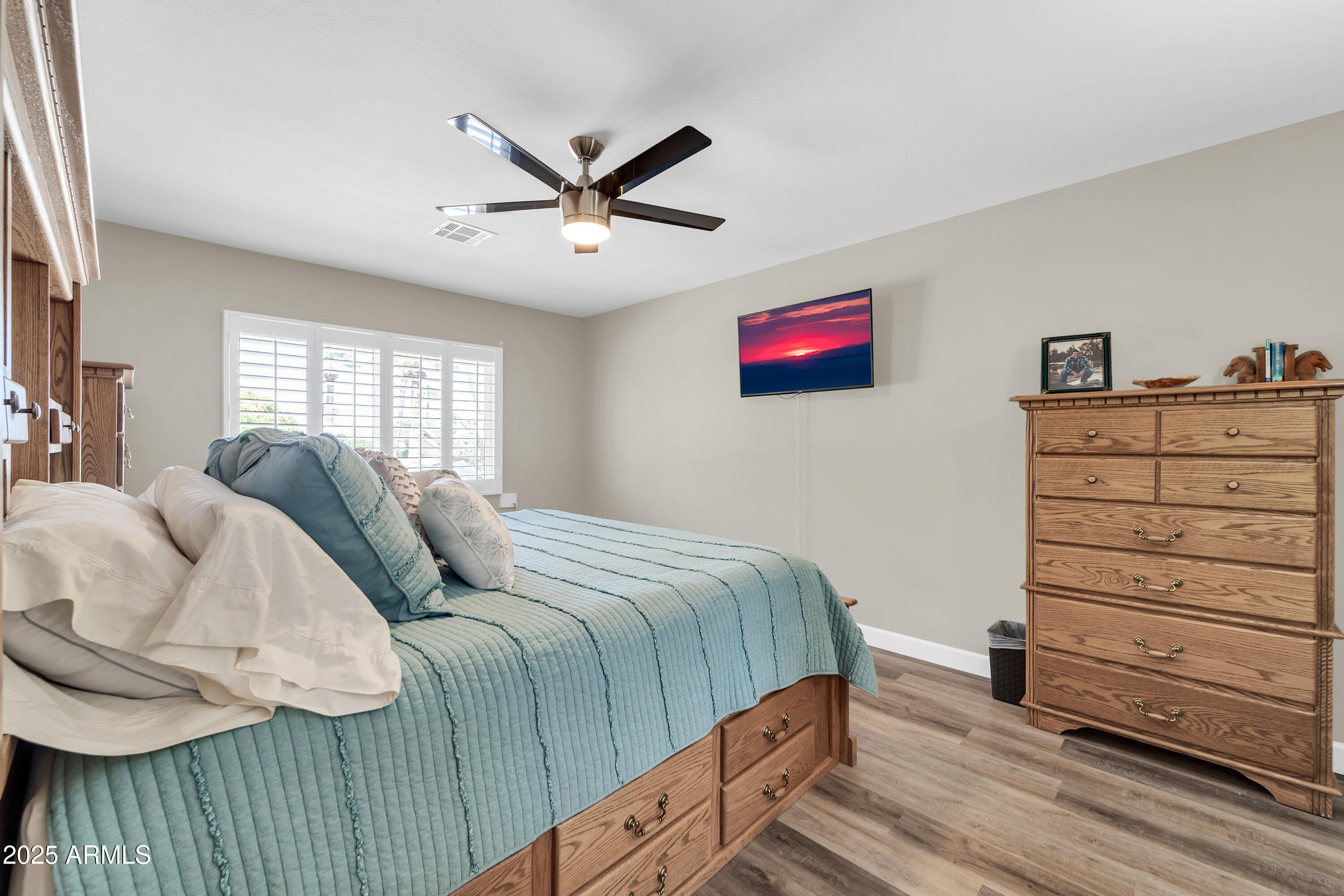 13202 W BEECHWOOD Drive