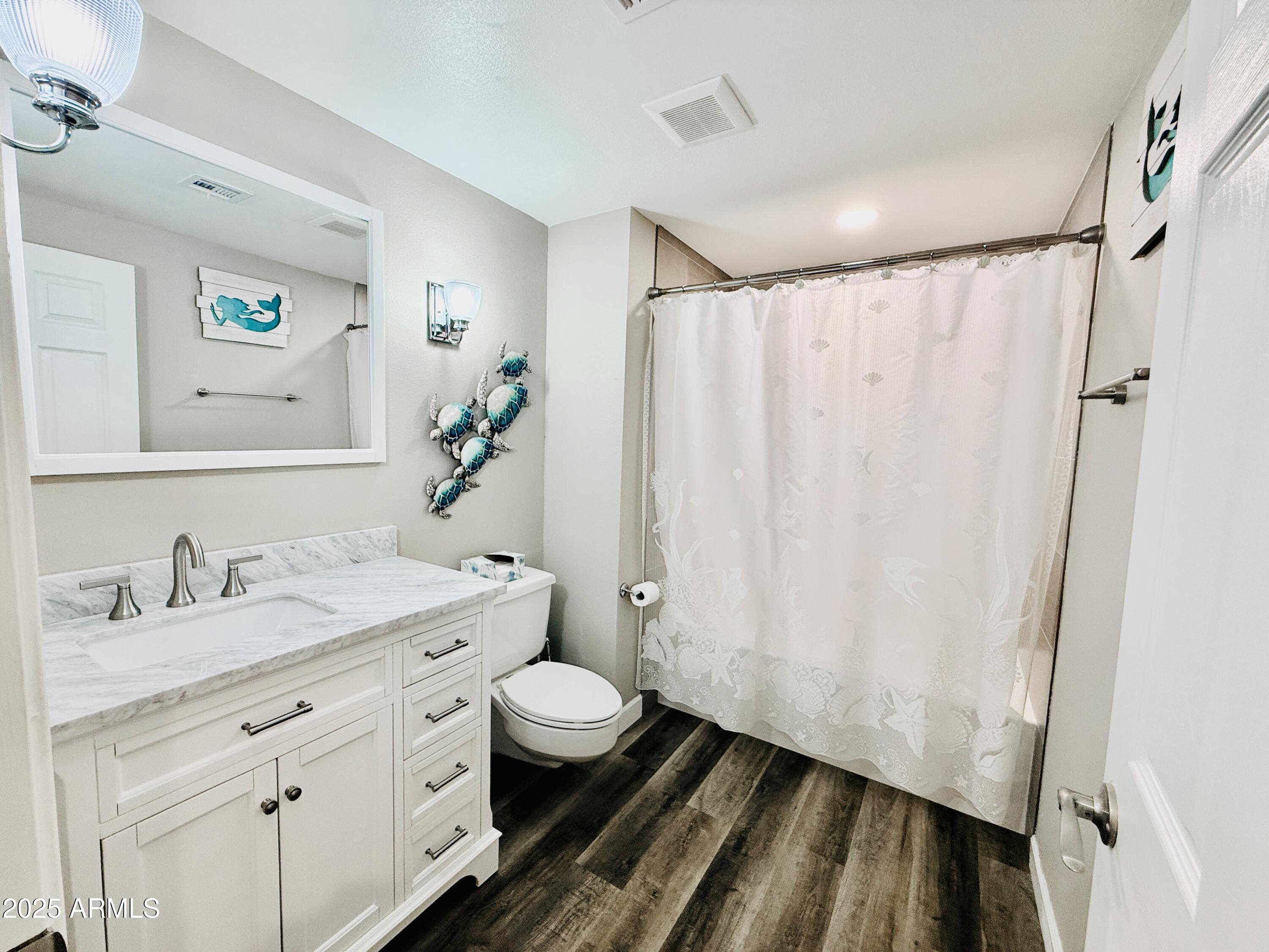 13202 W BEECHWOOD Drive