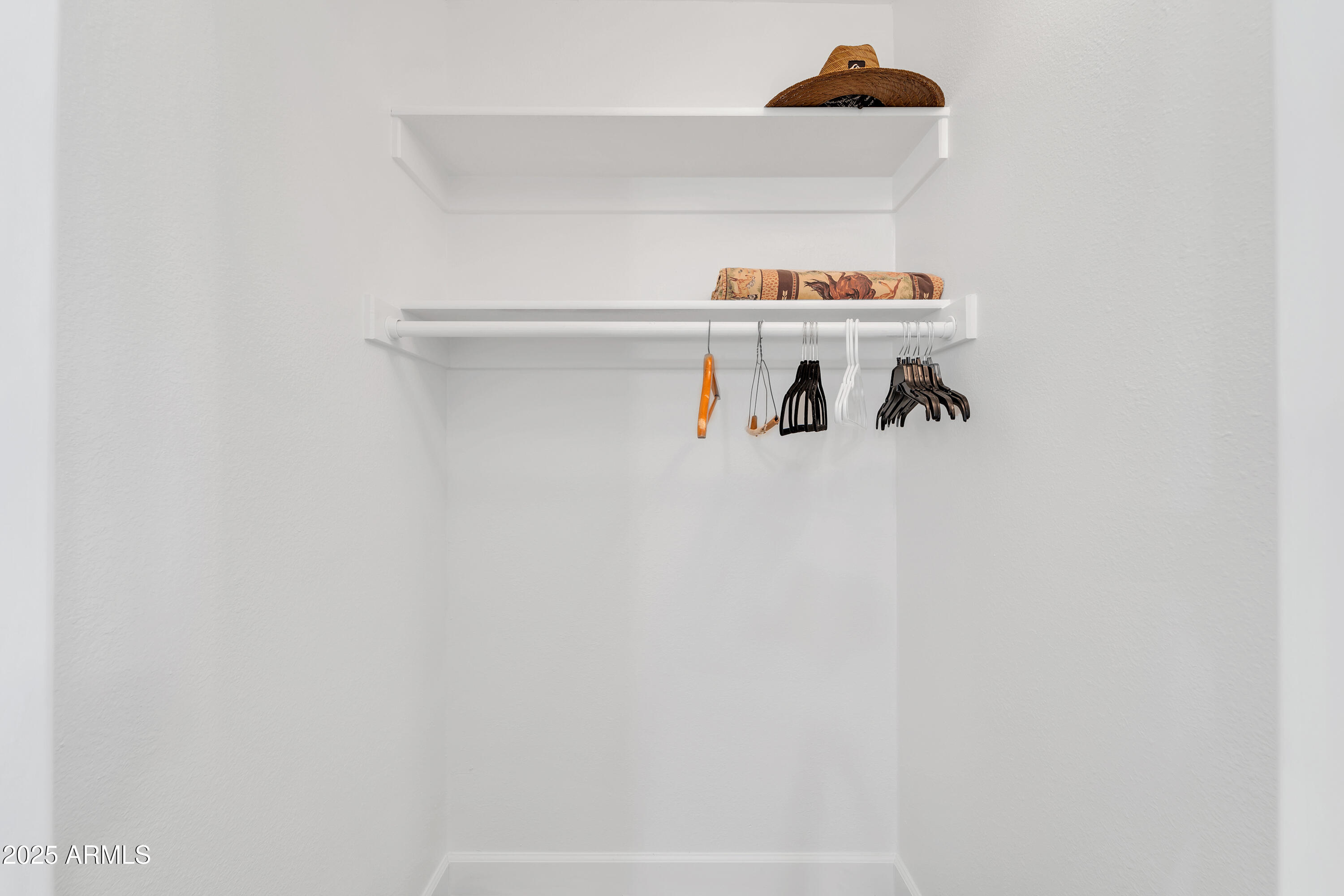 13202 W BEECHWOOD Drive