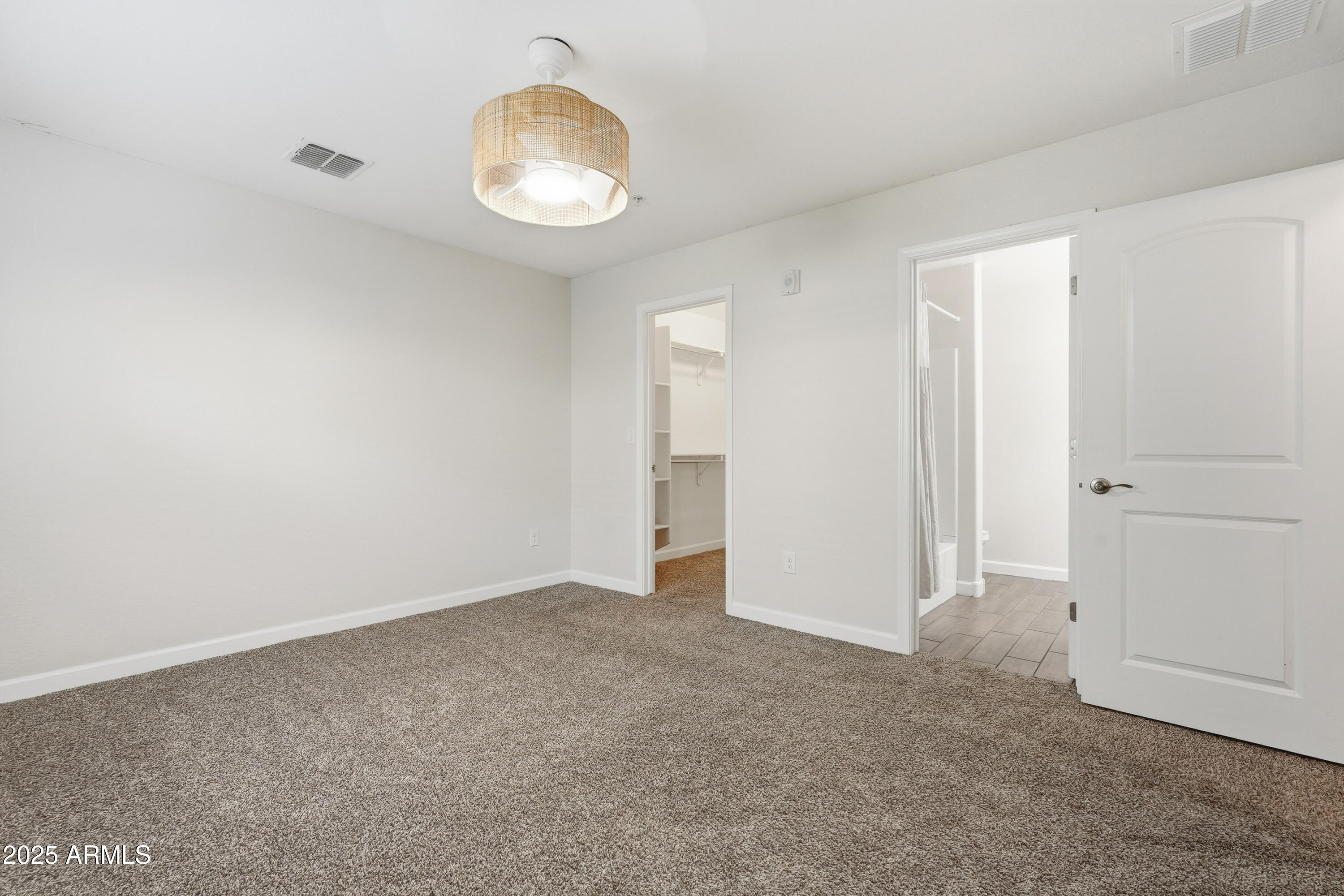 240 W JUNIPER Avenue 1220