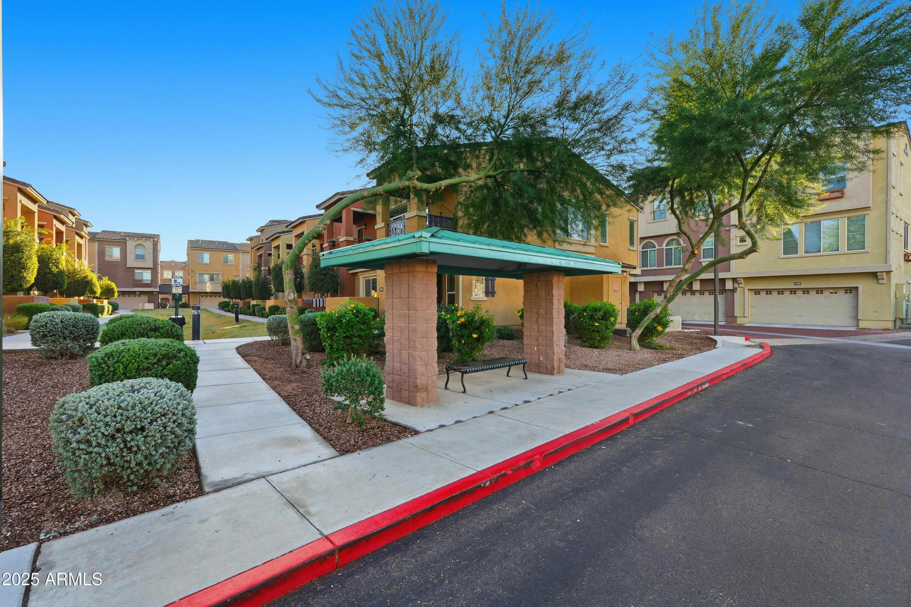 240 W JUNIPER Avenue 1220