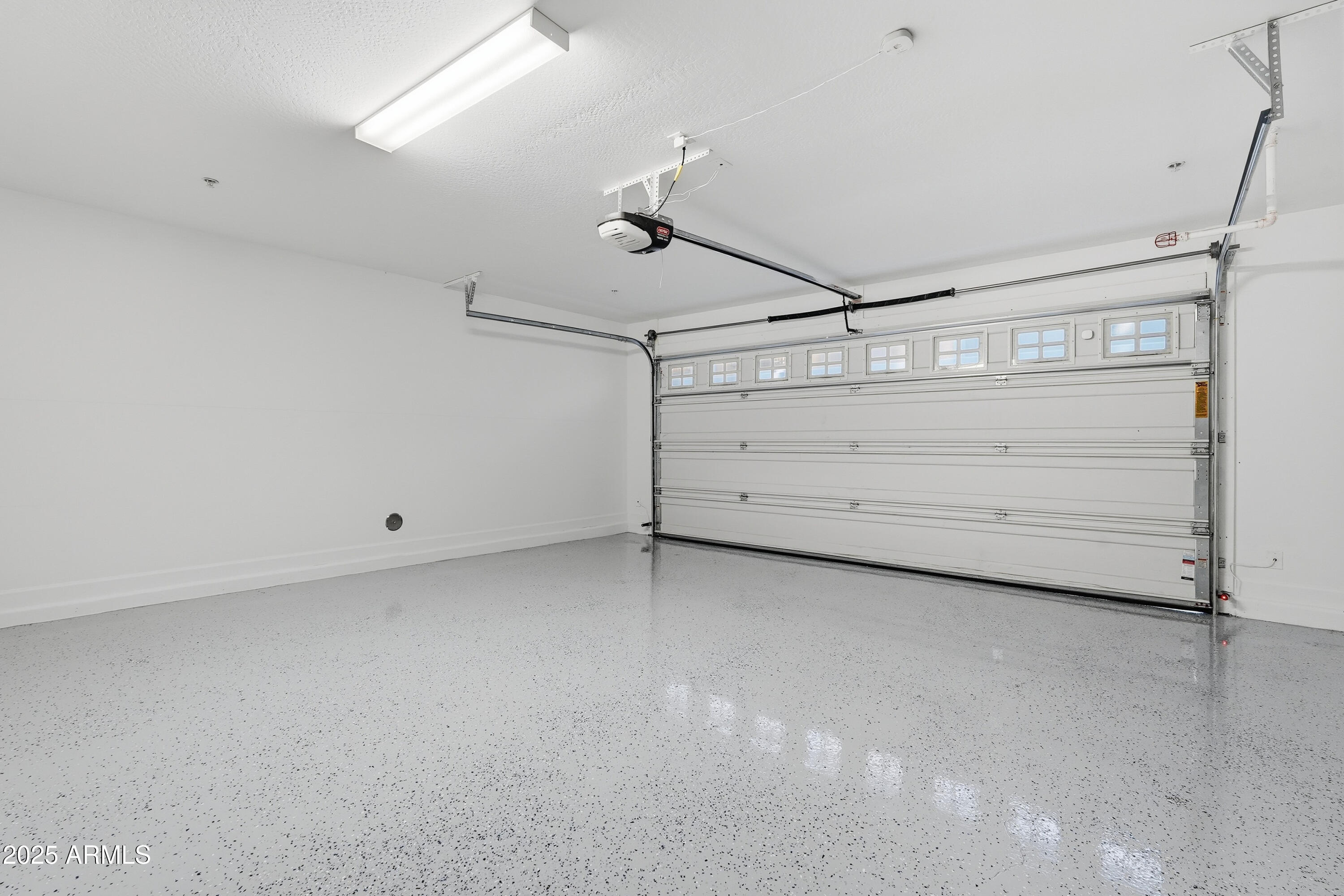 240 W JUNIPER Avenue 1220