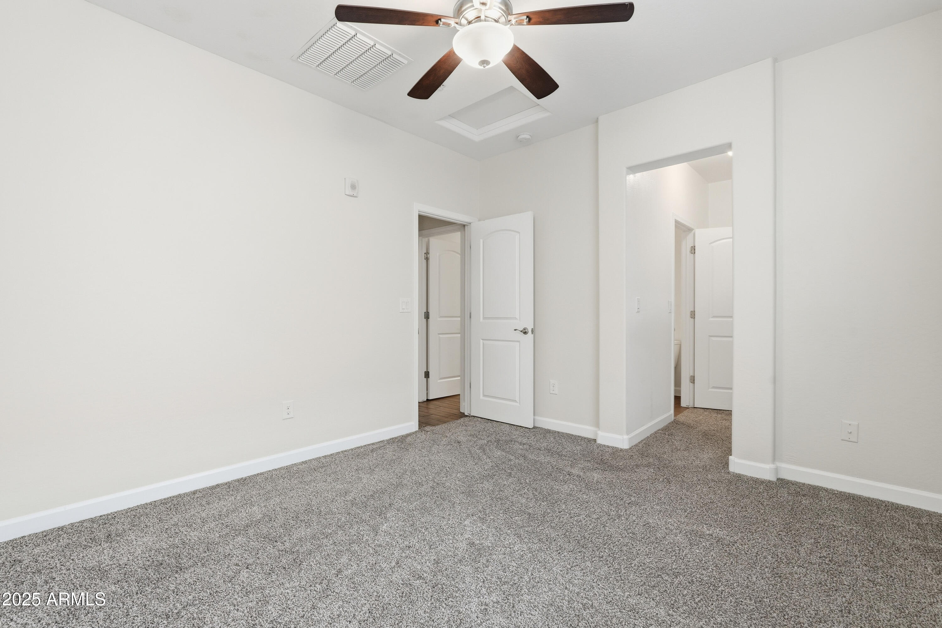 240 W JUNIPER Avenue 1220