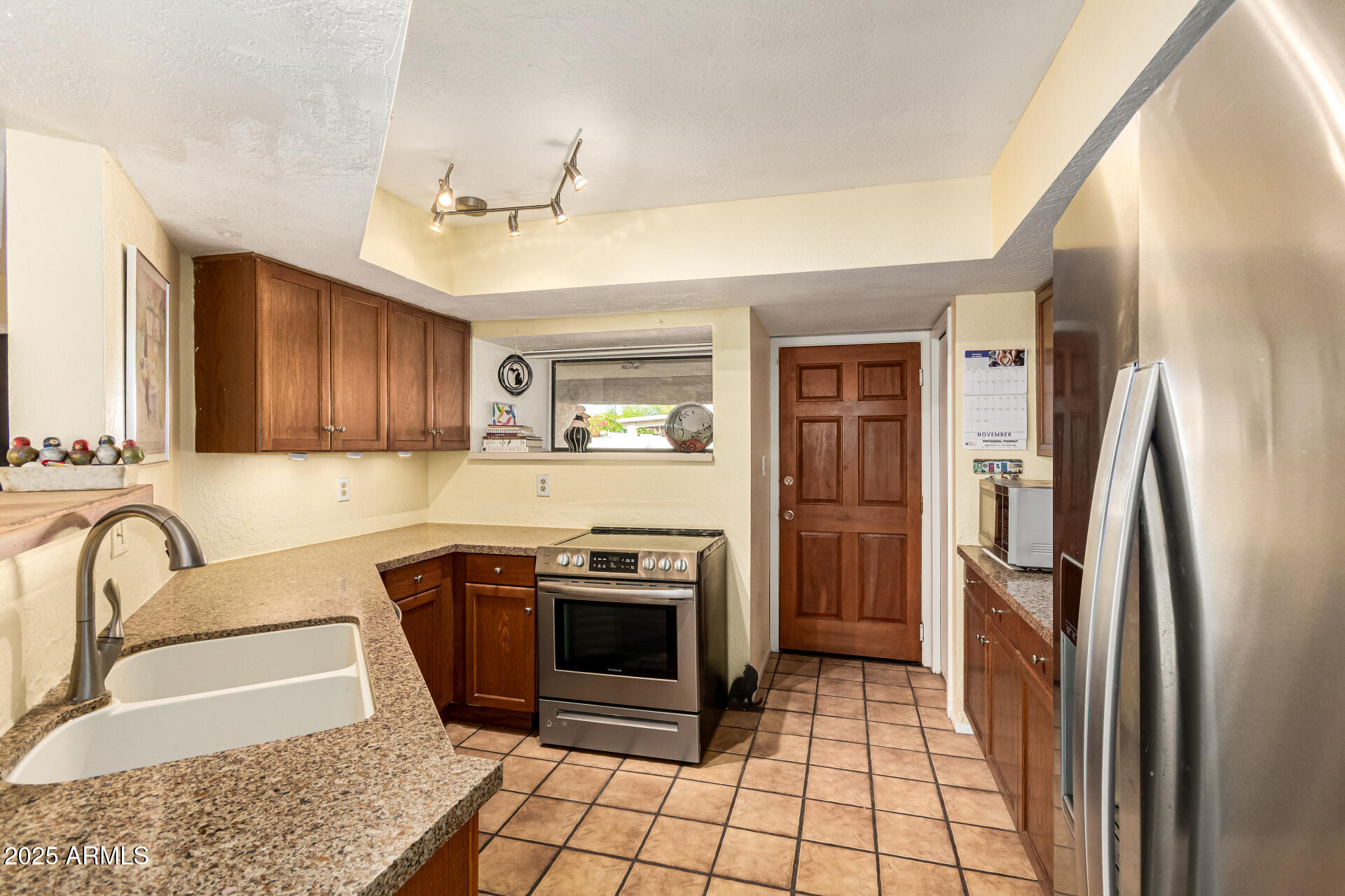 7755 E THOMAS Road 17