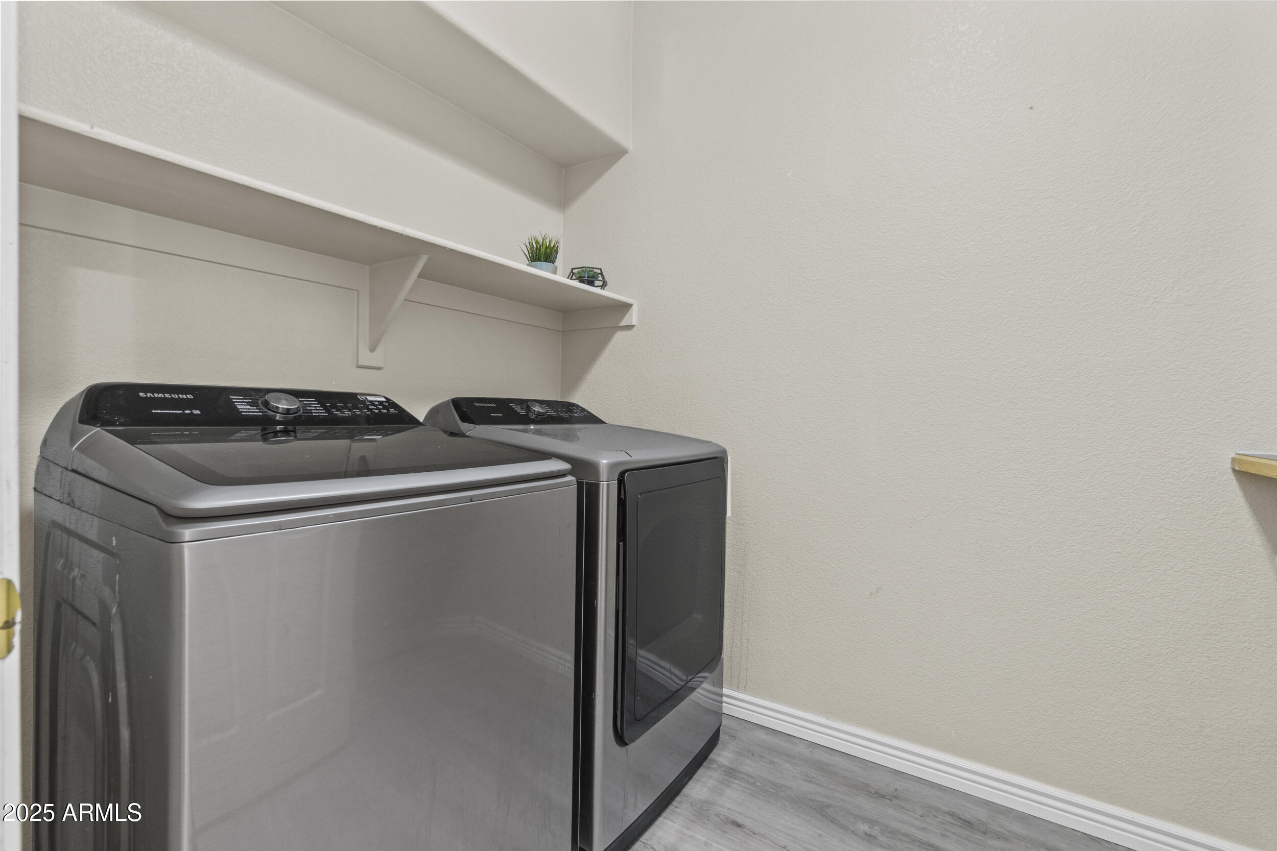 15516 W MARCONI Avenue