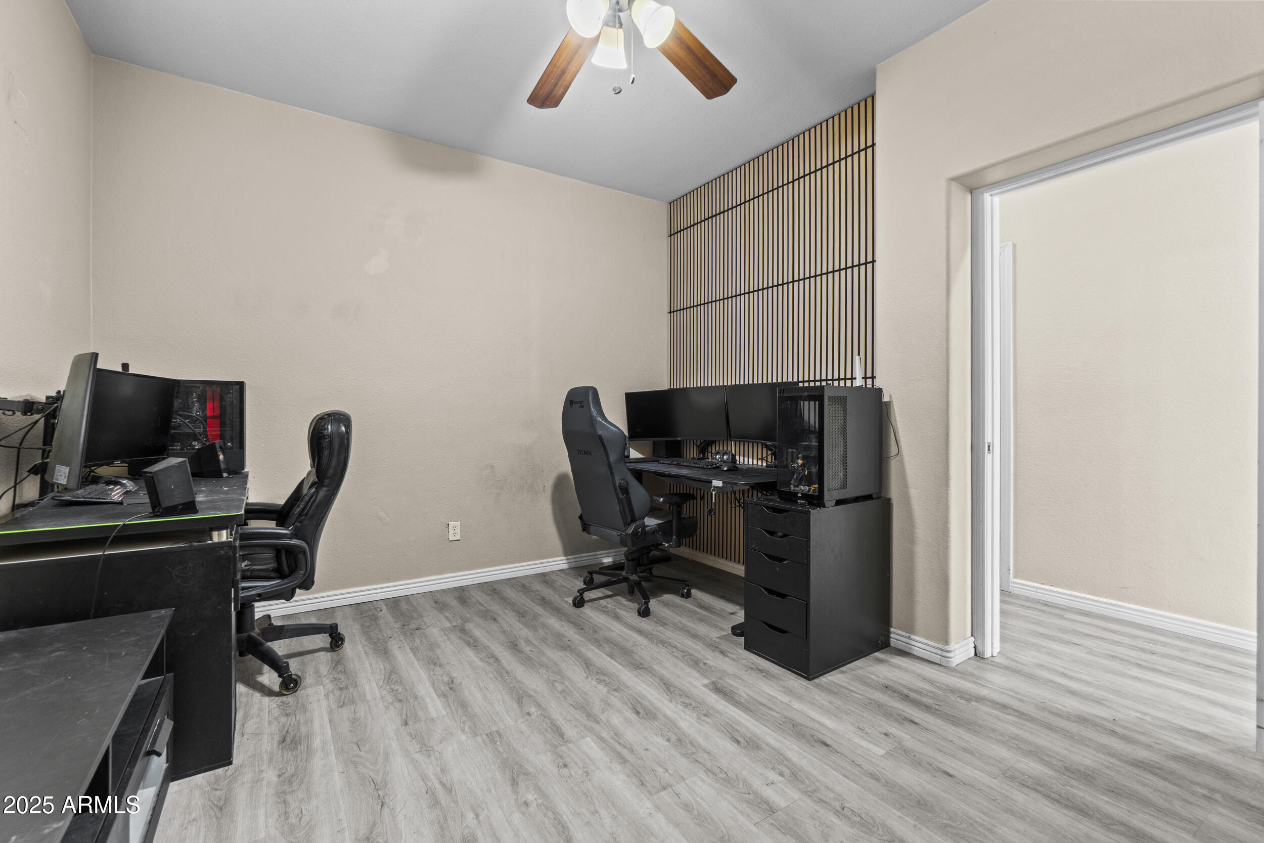 15516 W MARCONI Avenue