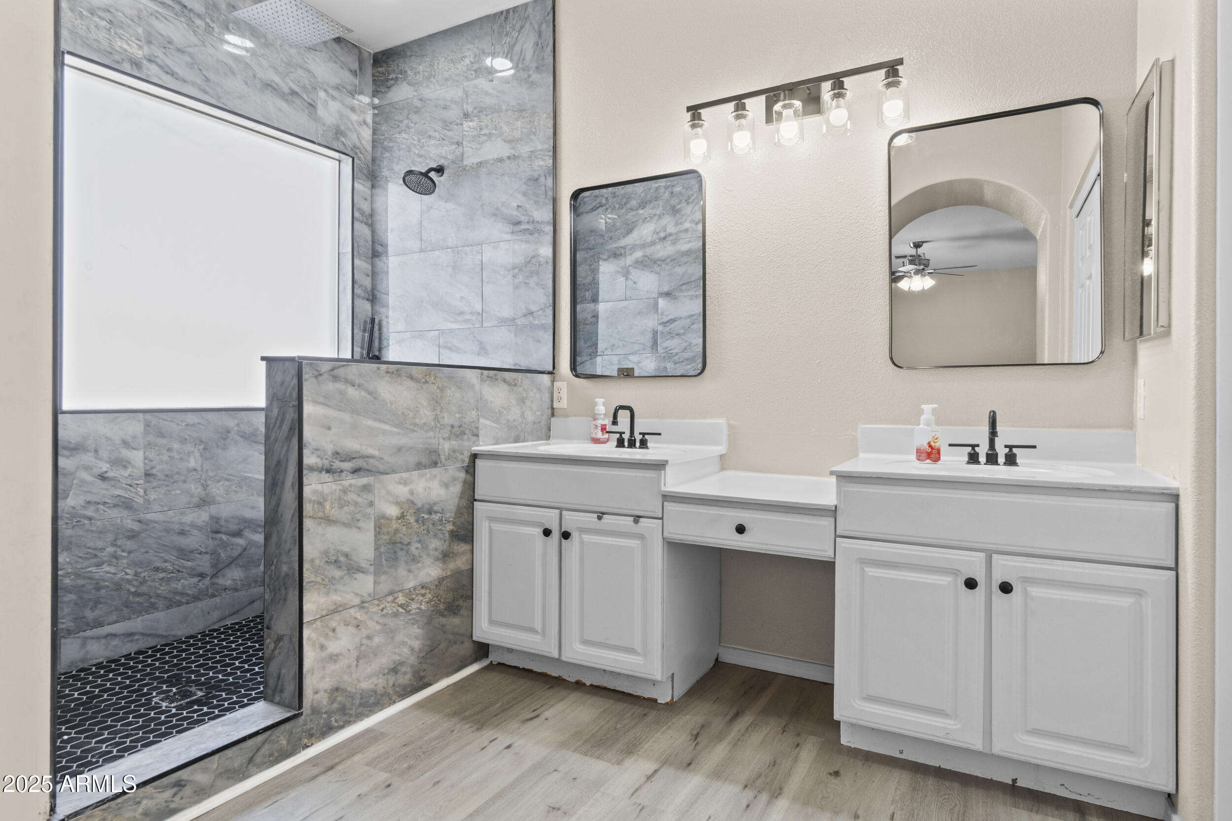 15516 W MARCONI Avenue