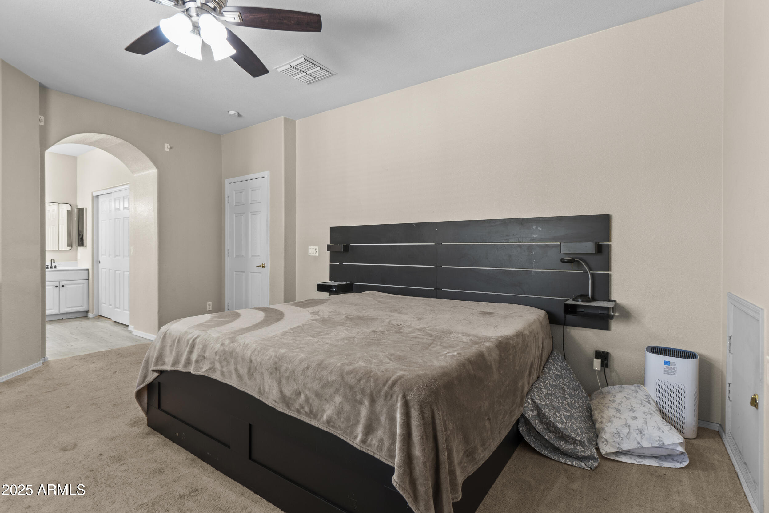 15516 W MARCONI Avenue