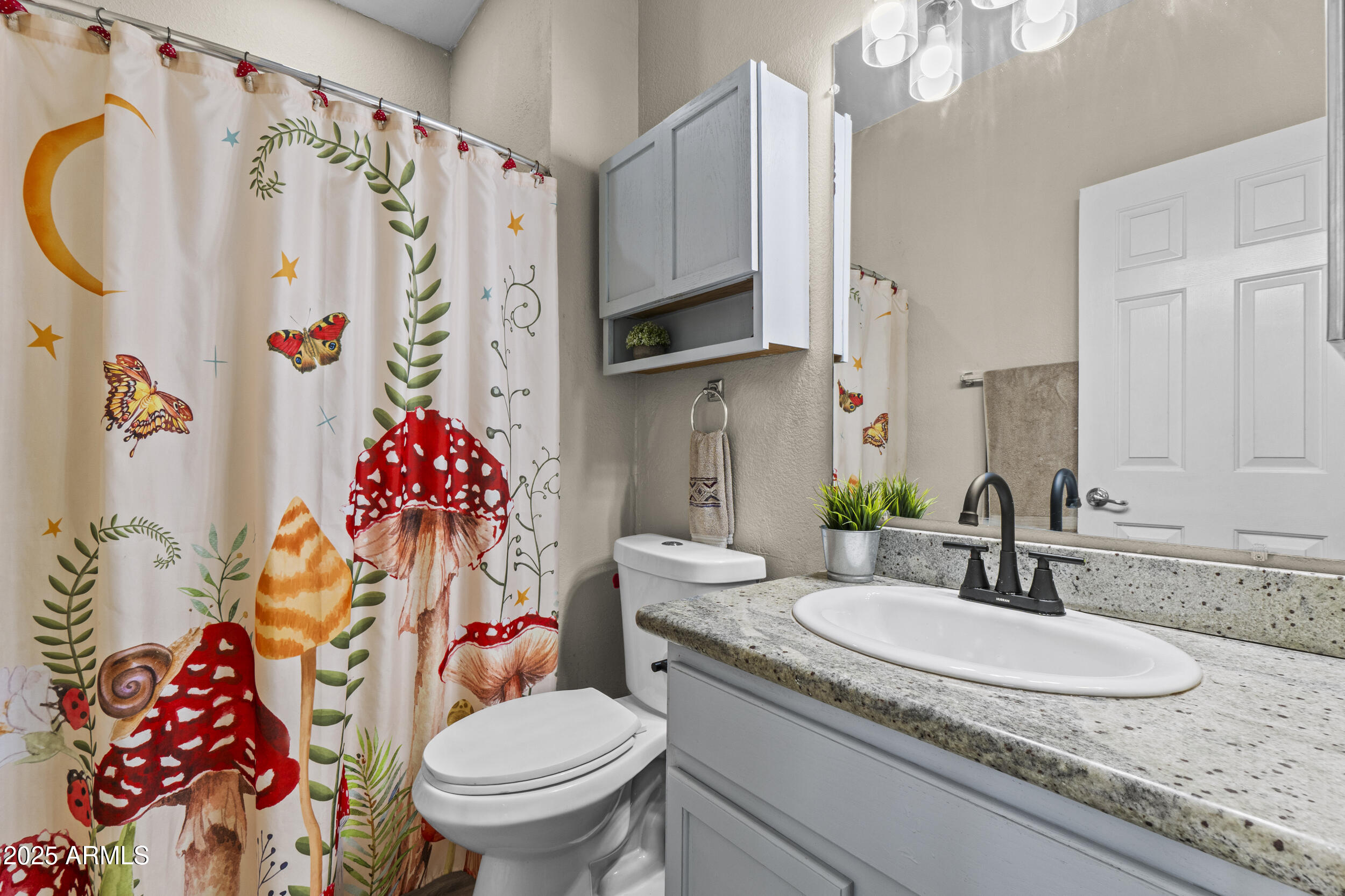 15516 W MARCONI Avenue