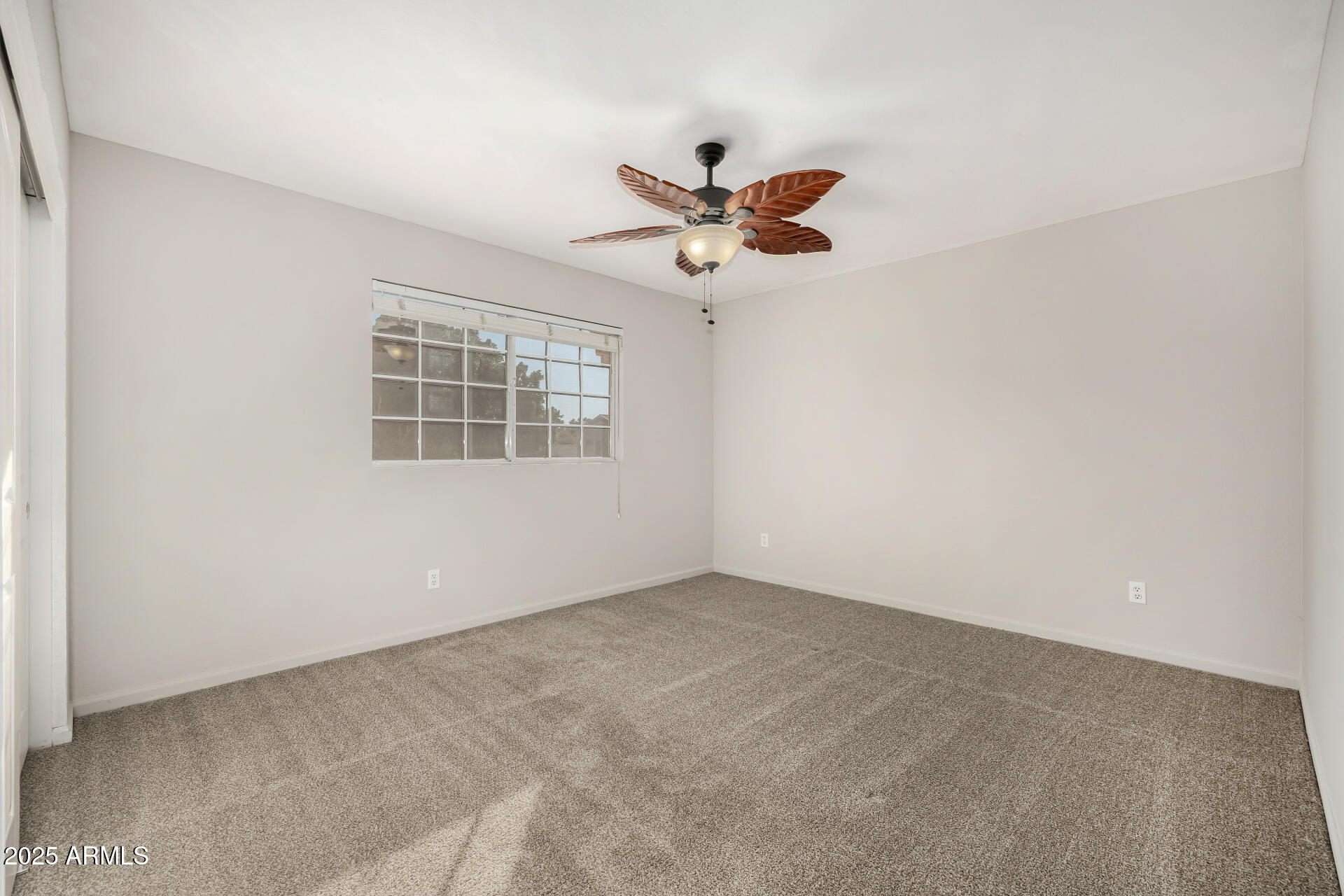 660 W MENDOZA Avenue