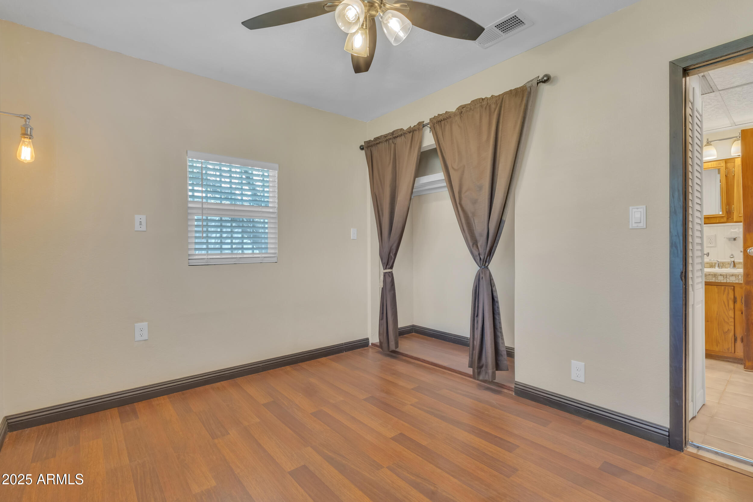 1331 E MCKINLEY Street