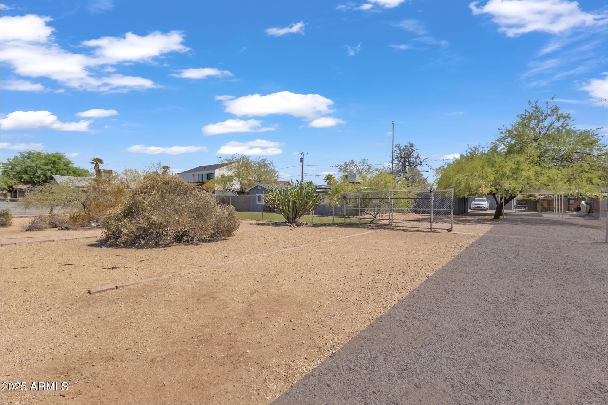 1331 E MCKINLEY Street