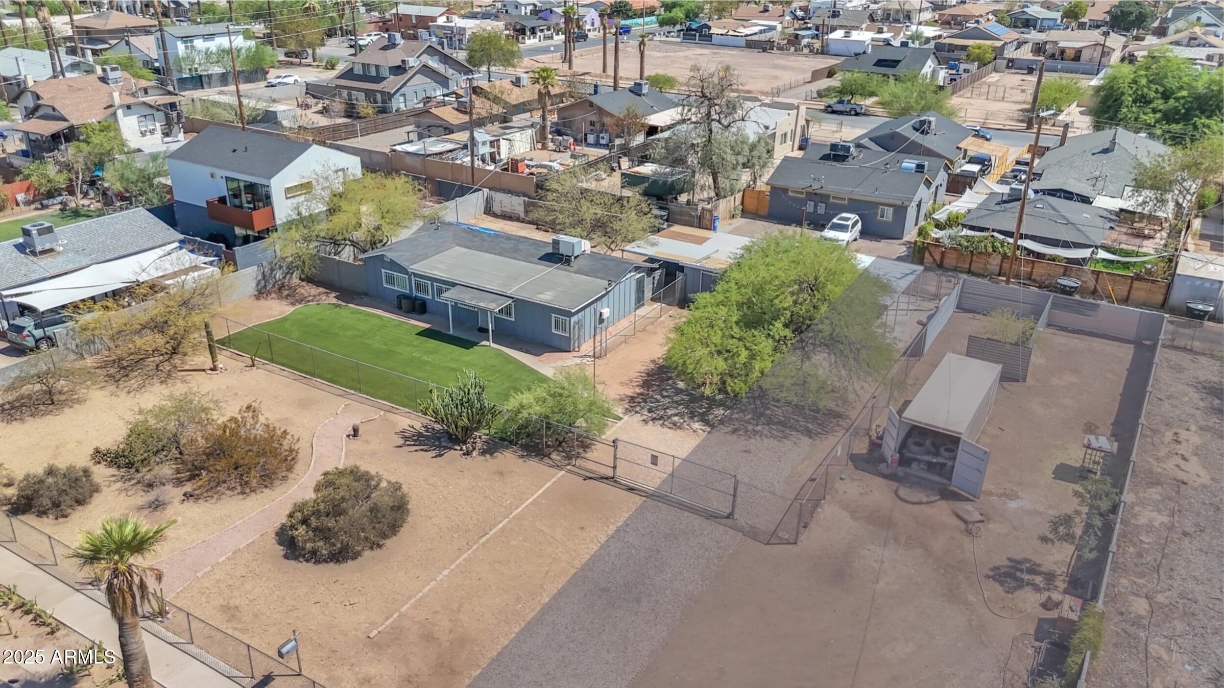 1331 E MCKINLEY Street