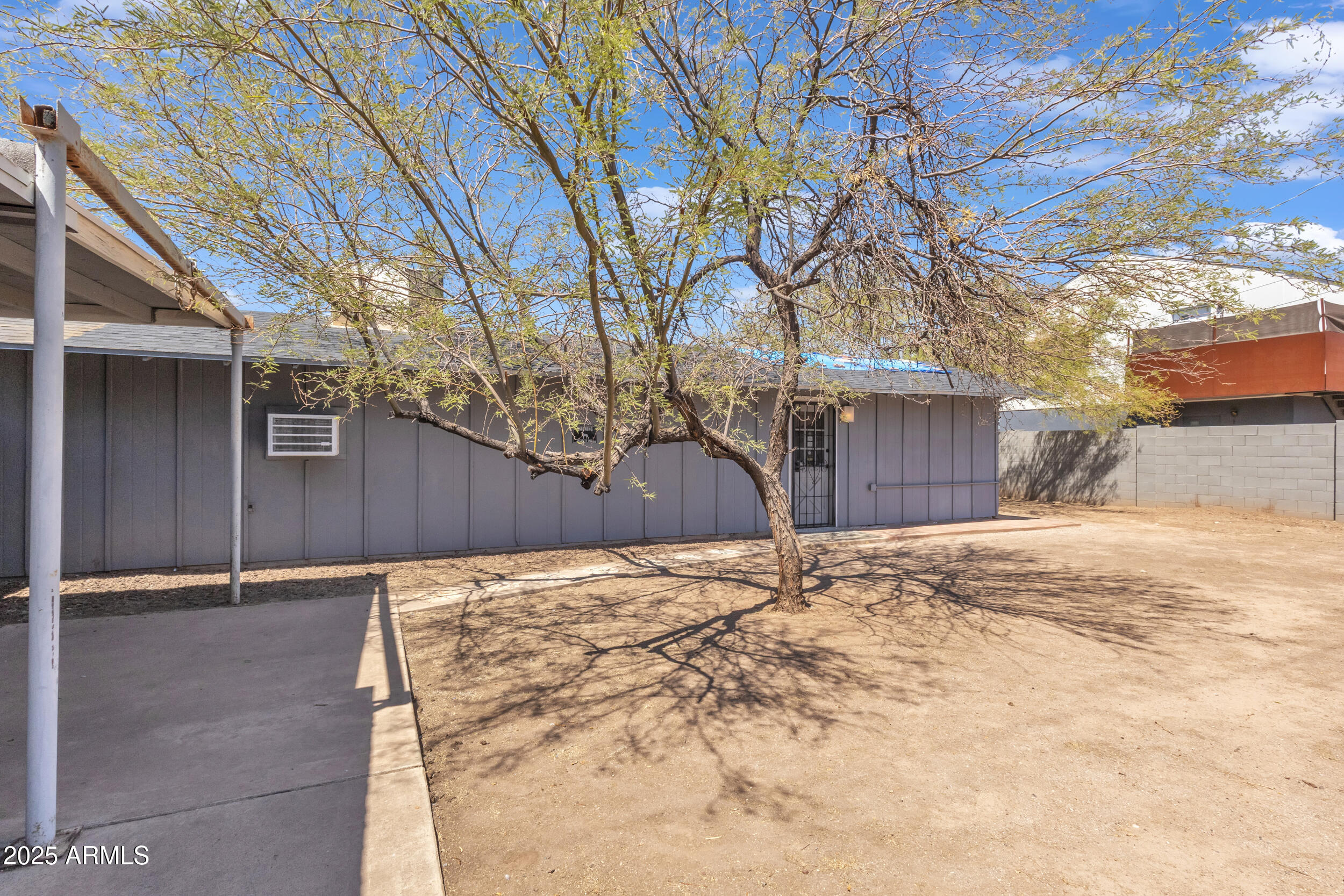 1331 E MCKINLEY Street