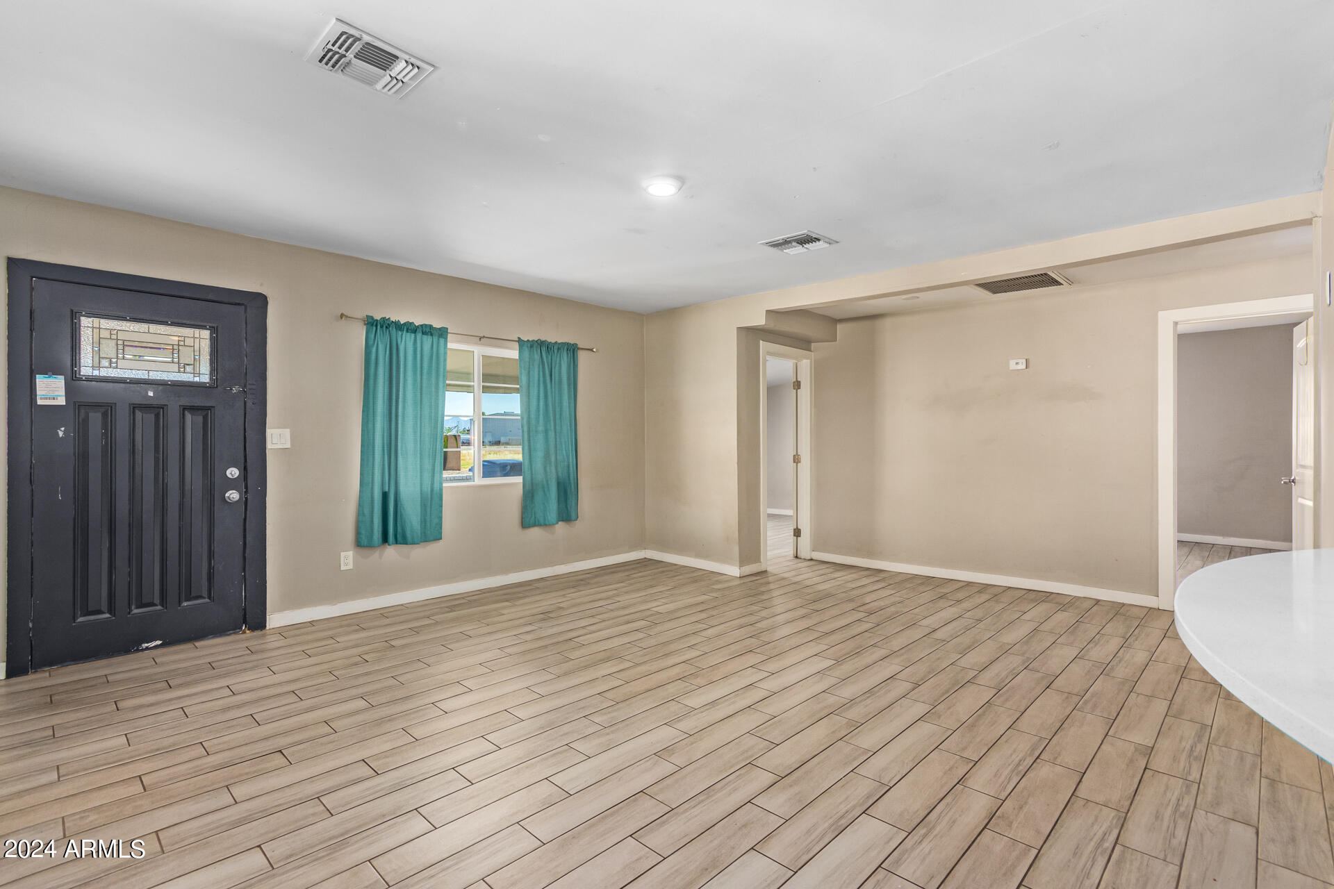 3212 W JACKSON Street