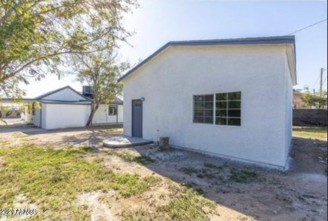 3212 W JACKSON Street