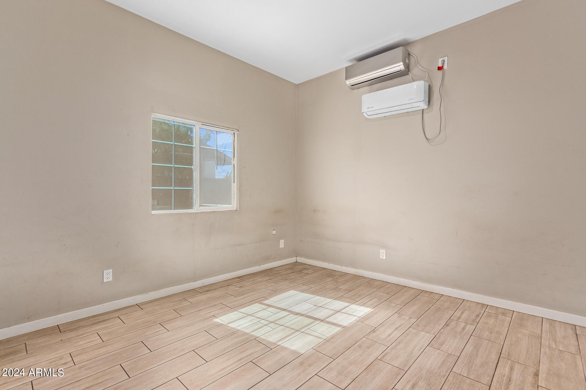 3212 W JACKSON Street