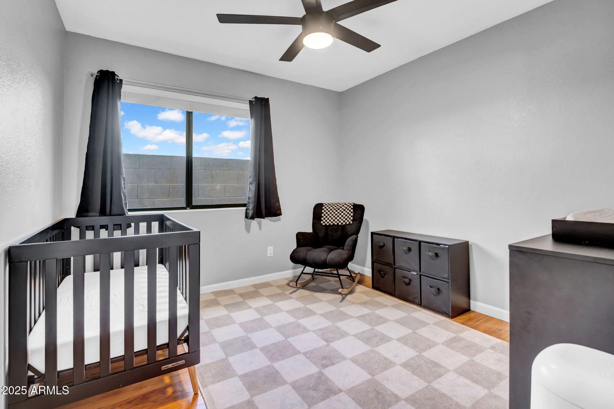 3123 W VIA MONTOYA Drive