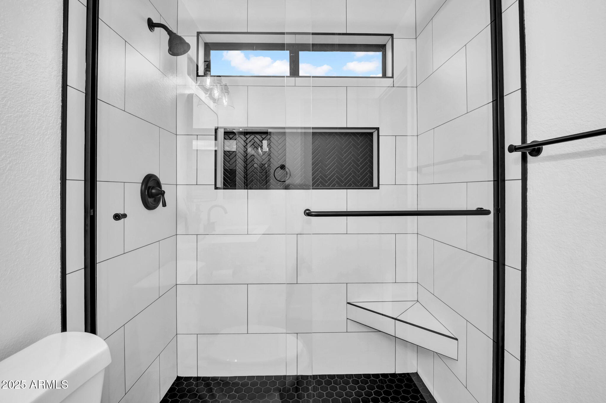 3123 W VIA MONTOYA Drive